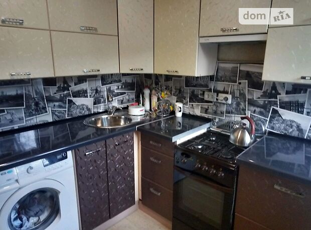 Продаж двокімнатної квартири в Слов'янську, на Центральна, район Центр фото 1 Продаж двокімнатної квартири в Слов'янську, на Центральна, район Центр фото 1