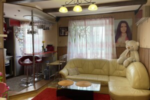 Продаж трикімнатної квартири в Слов'янську, на вул. Поштова 12, район Центр фото 2