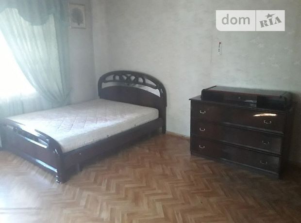 Продажа пятикомнатной квартиры в Славянске, на Батюка ул. 87, фото 1 Продажа пятикомнатной квартиры в Славянске, на Батюка ул. 87, фото 1