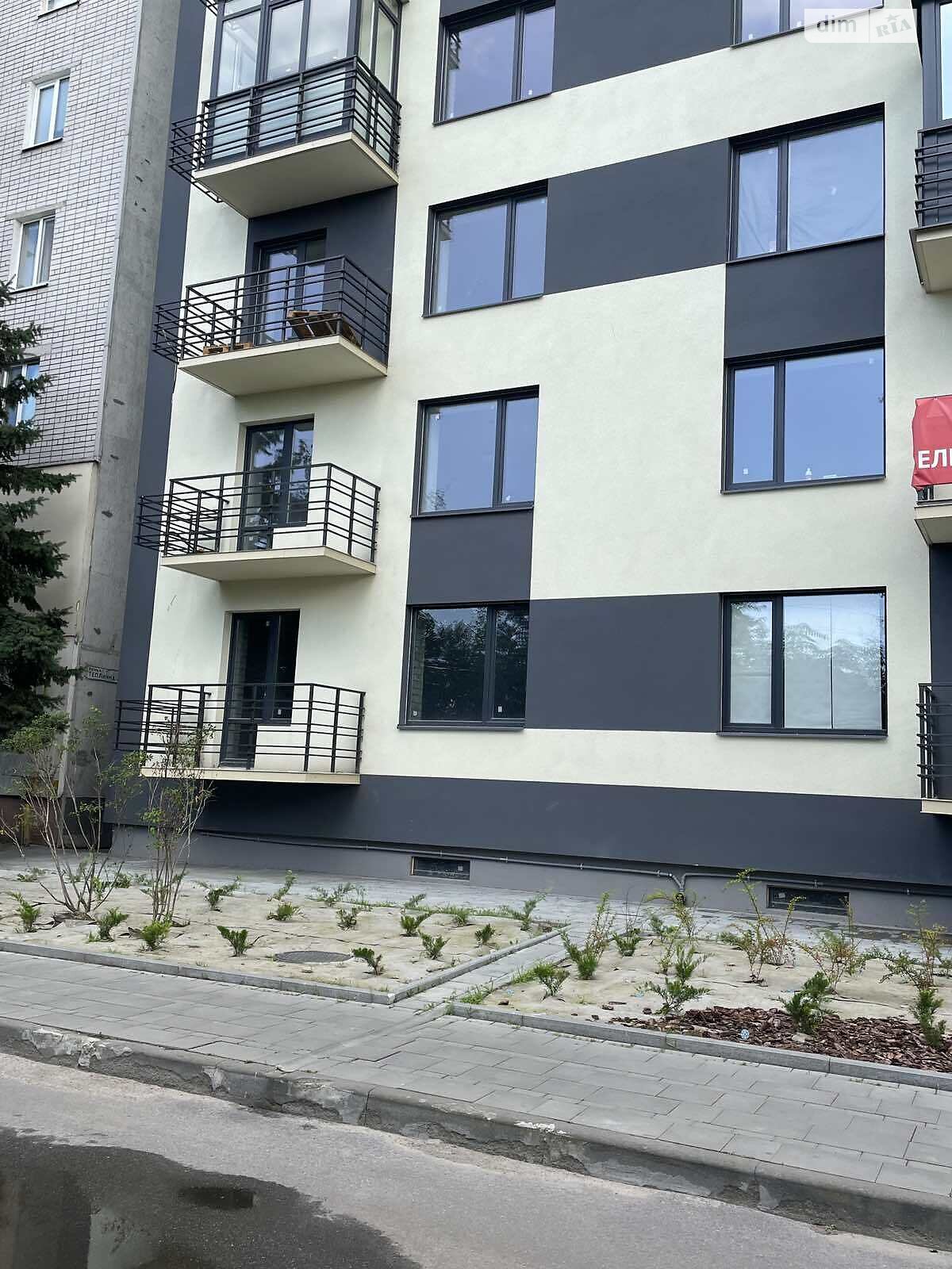 Продажа двухкомнатной квартиры в Слобожанском, на ул. Тепличная 39, фото 1