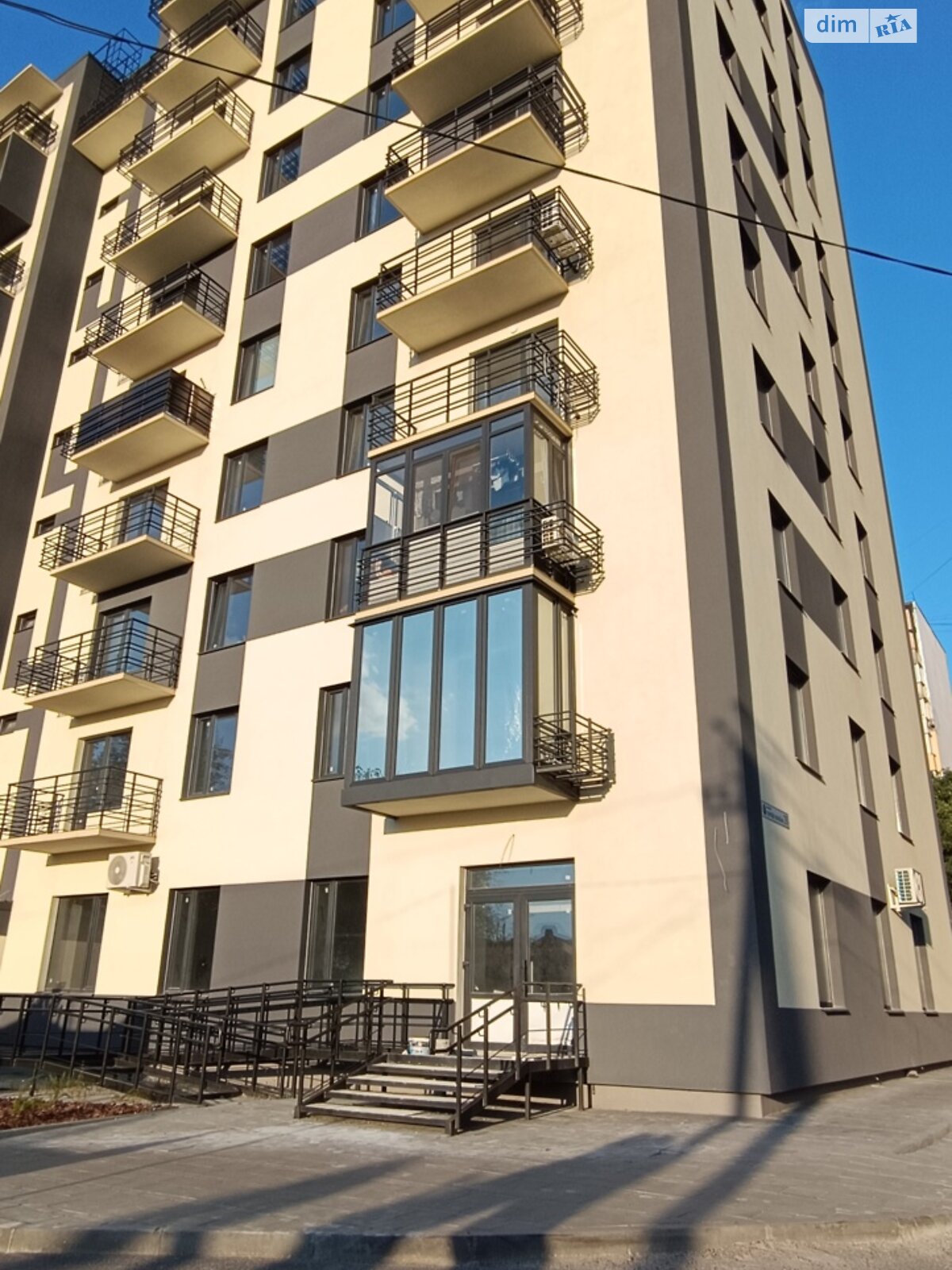 Продажа двухкомнатной квартиры в Слобожанском, на ул. Тепличная 39, фото 1