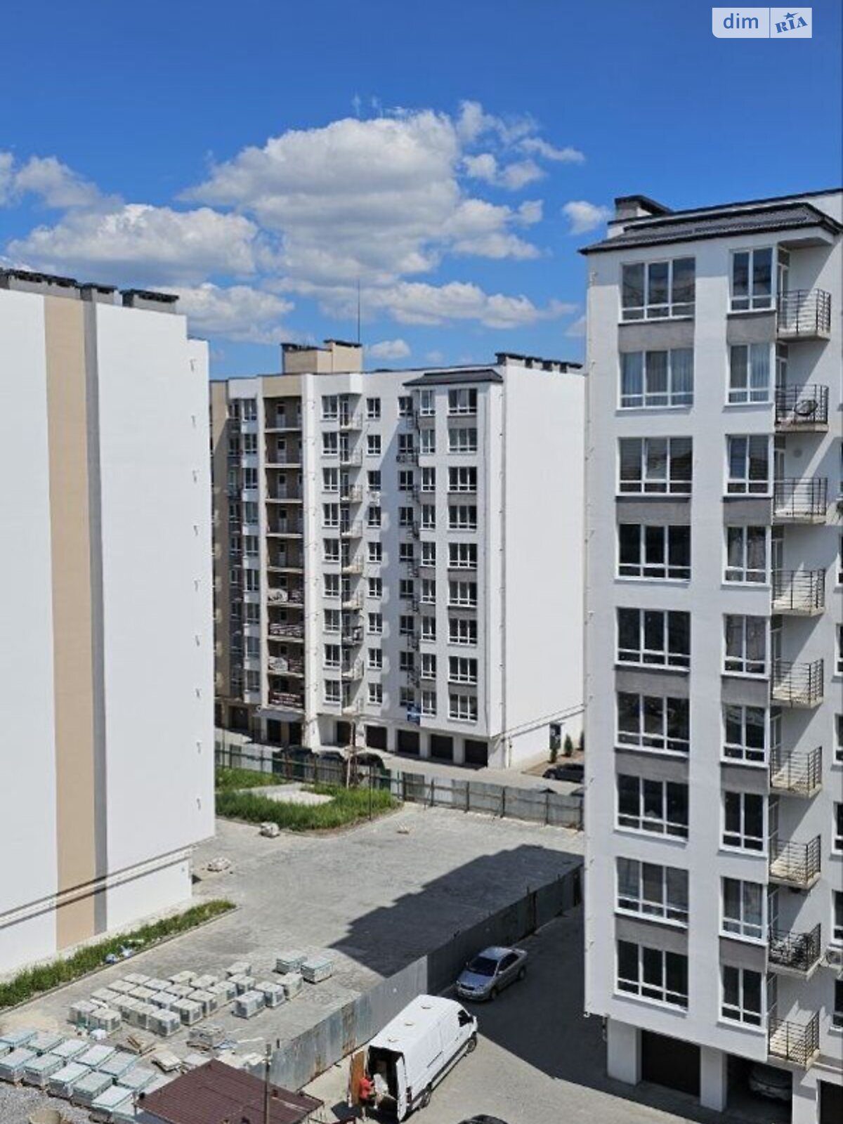 Продажа двухкомнатной квартиры в Слобожанском, на ул. Семейная, фото 1 Продажа двухкомнатной квартиры в Слобожанском, на ул. Семейная, фото 1