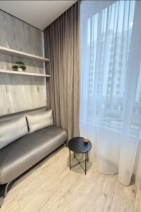 Продажа трехкомнатной квартиры в Слобожанском, на ул. Семейная, фото 2