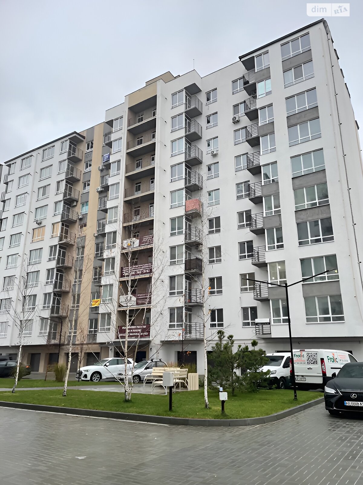 Продажа трехкомнатной квартиры в Слобожанском, на ул. Семейная, фото 1 Продажа трехкомнатной квартиры в Слобожанском, на ул. Семейная, фото 1