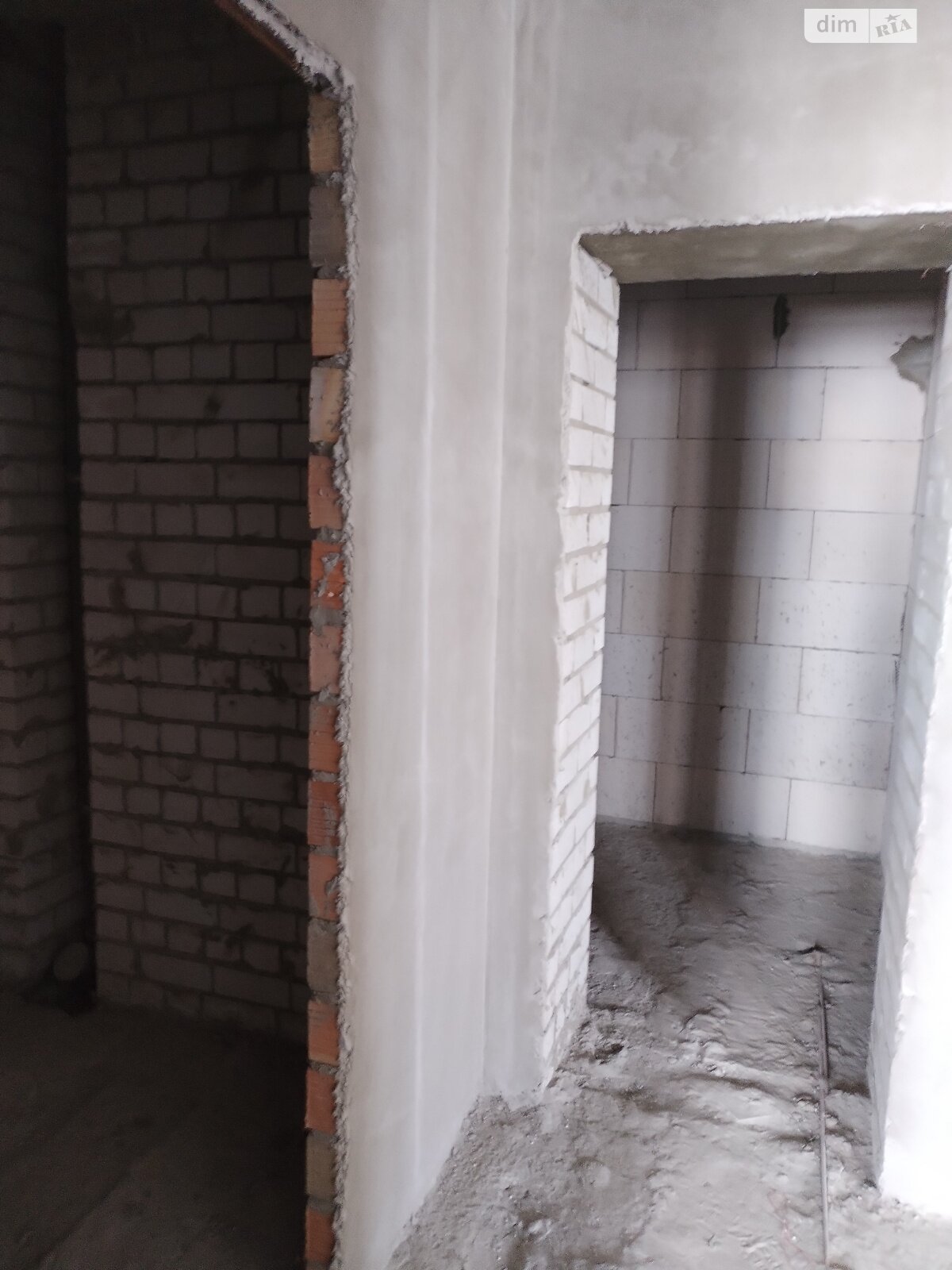 Продажа трехкомнатной квартиры в Слобожанском, на ул. Семейная 3 корпус 12, фото 1 Продажа трехкомнатной квартиры в Слобожанском, на ул. Семейная 3 корпус 12, фото 1