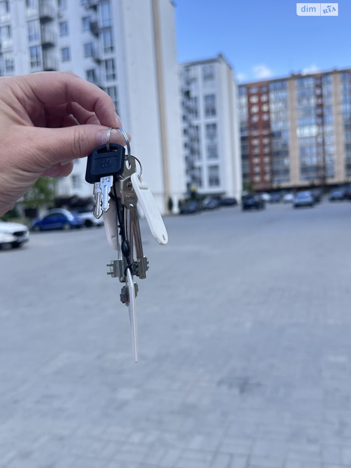 Продажа однокомнатной квартиры в Слобожанском, на ул. Семейная 4, кв. 69, фото 1