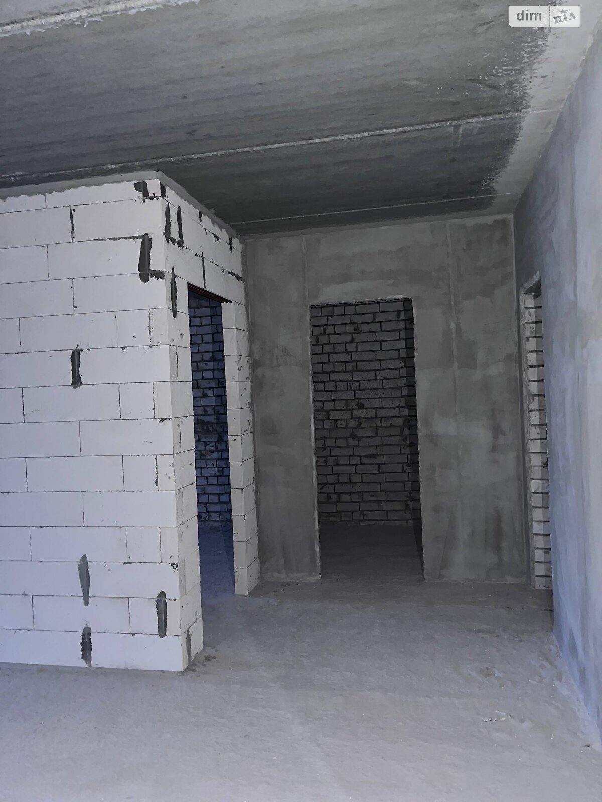 Продажа трехкомнатной квартиры в Слобожанском, на ул. Семейная 4, фото 1