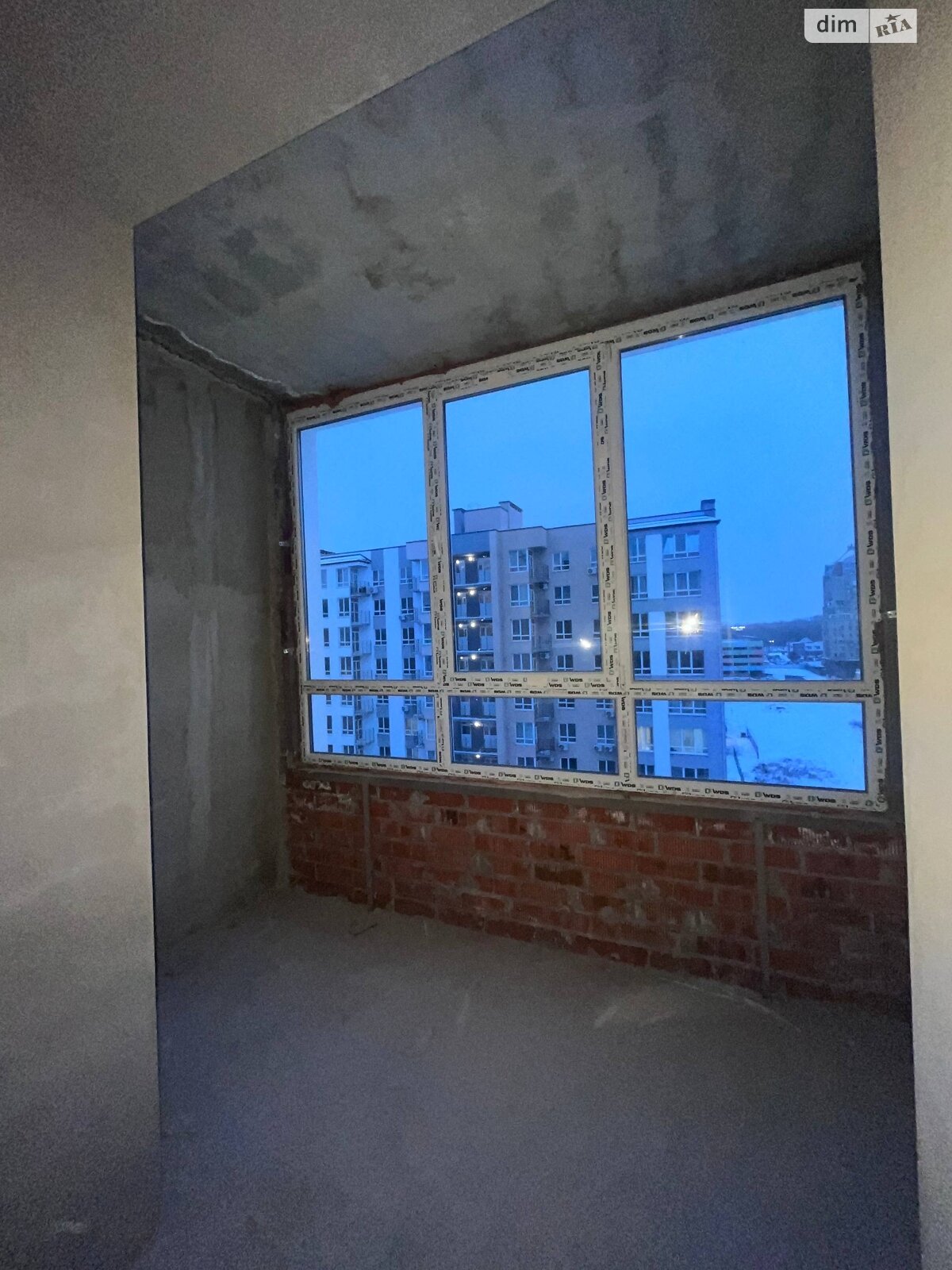 Продажа трехкомнатной квартиры в Слобожанском, на ул. Семейная 4, фото 1