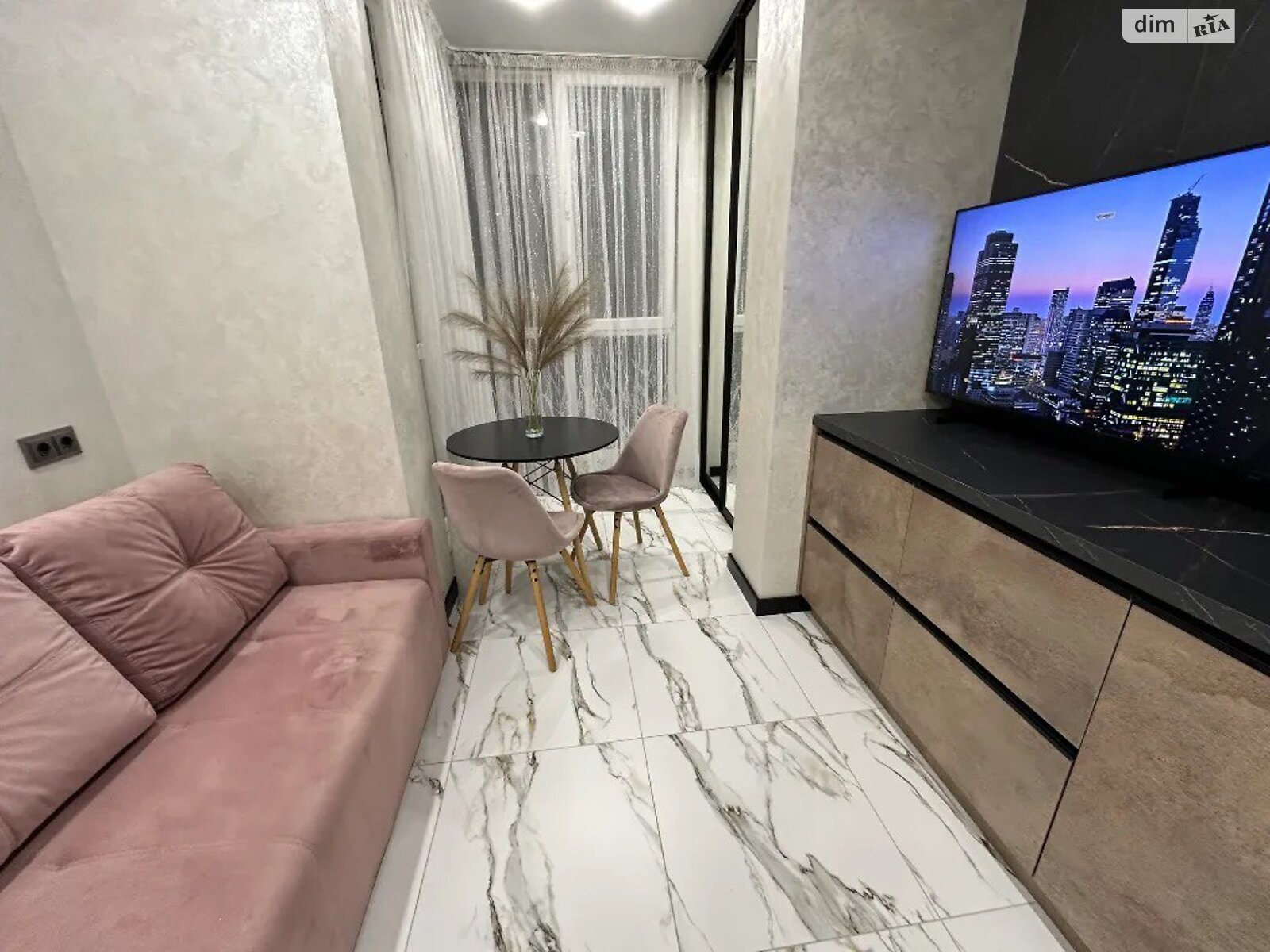 Продажа двухкомнатной квартиры в Слобожанском, на ул. Семейная 5, фото 1