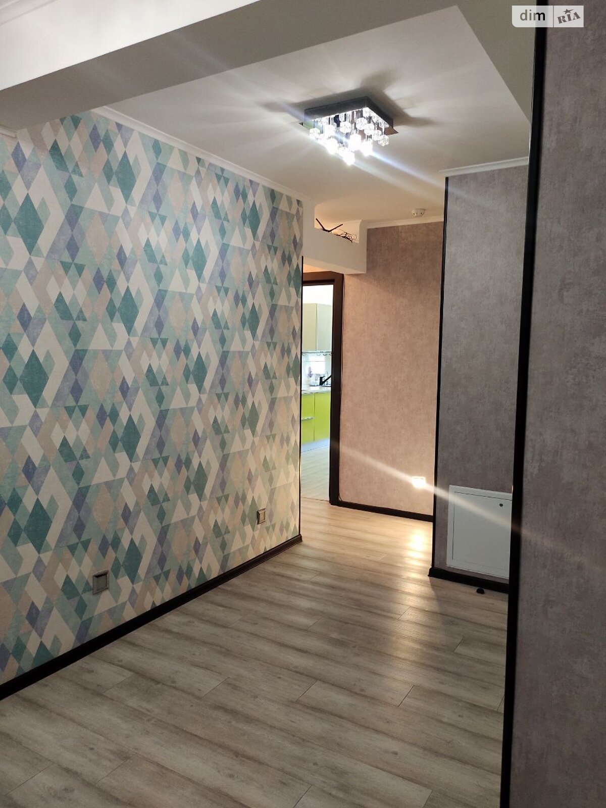 Продаж трикімнатної квартири в Слобожанському, на вул. Слобожанська 9А, фото 1