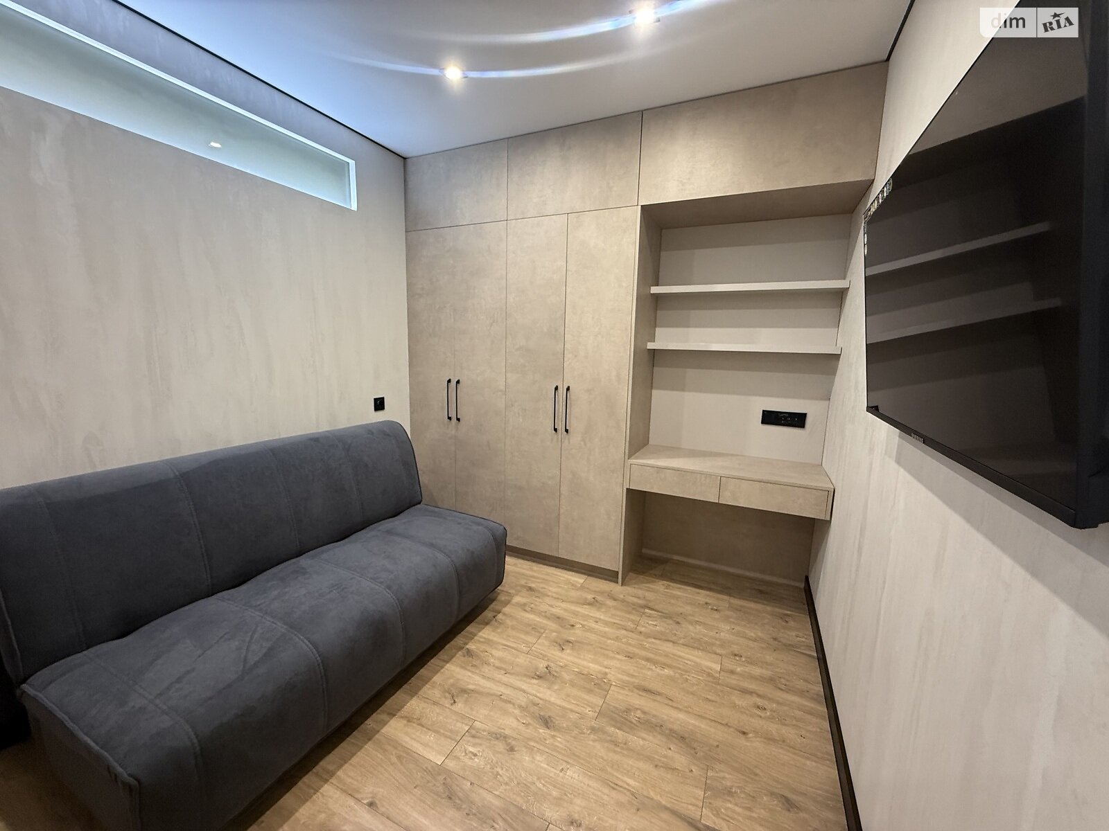 Продаж двокімнатної квартири в Слобожанському, на вул. Співдружності 7, фото 1 Продаж двокімнатної квартири в Слобожанському, на вул. Співдружності 7, фото 1