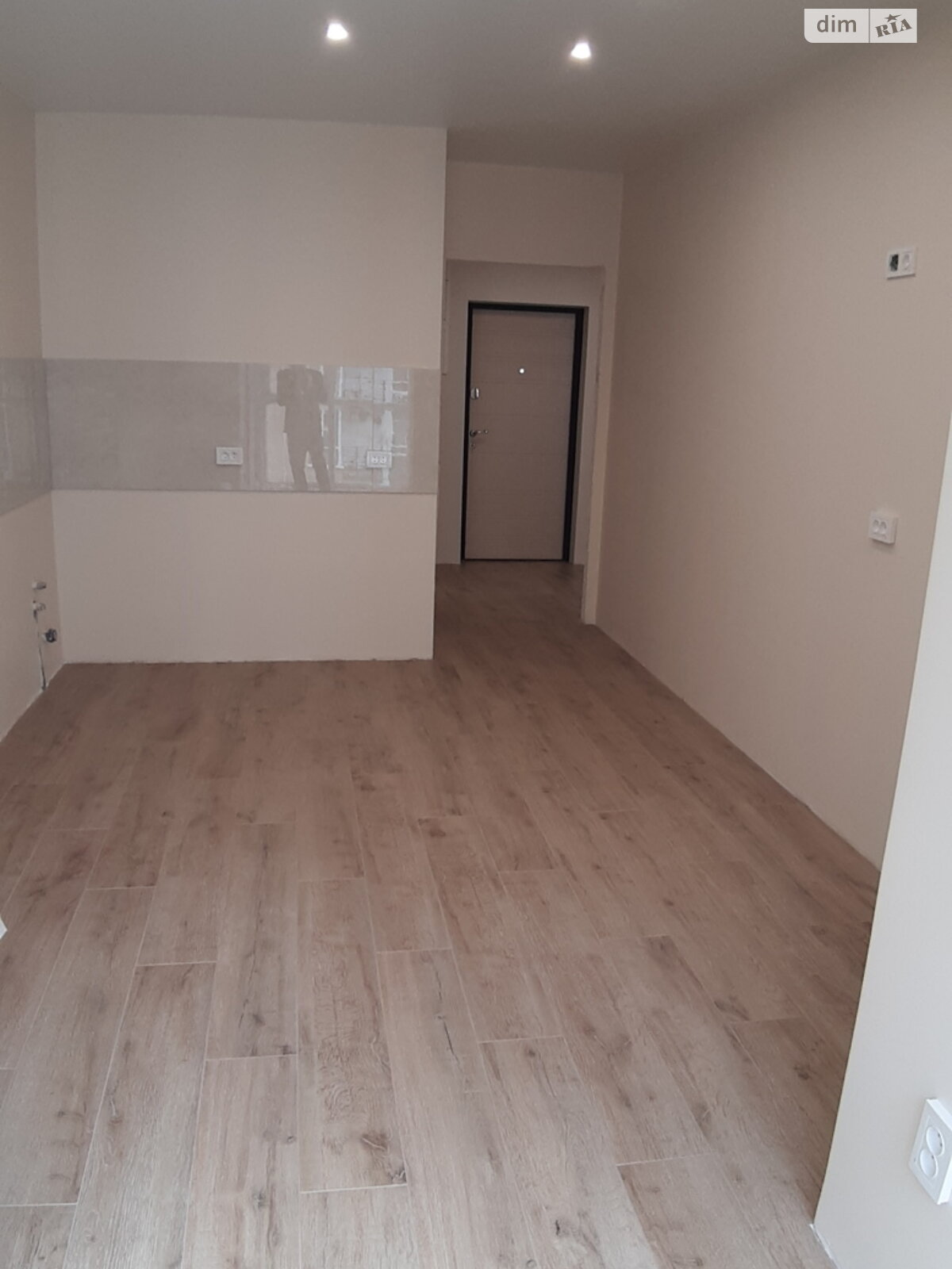Продажа однокомнатной квартиры в Слобожанском, на ул. Содружества 6, кв. 124, фото 1 Продажа однокомнатной квартиры в Слобожанском, на ул. Содружества 6, кв. 124, фото 1