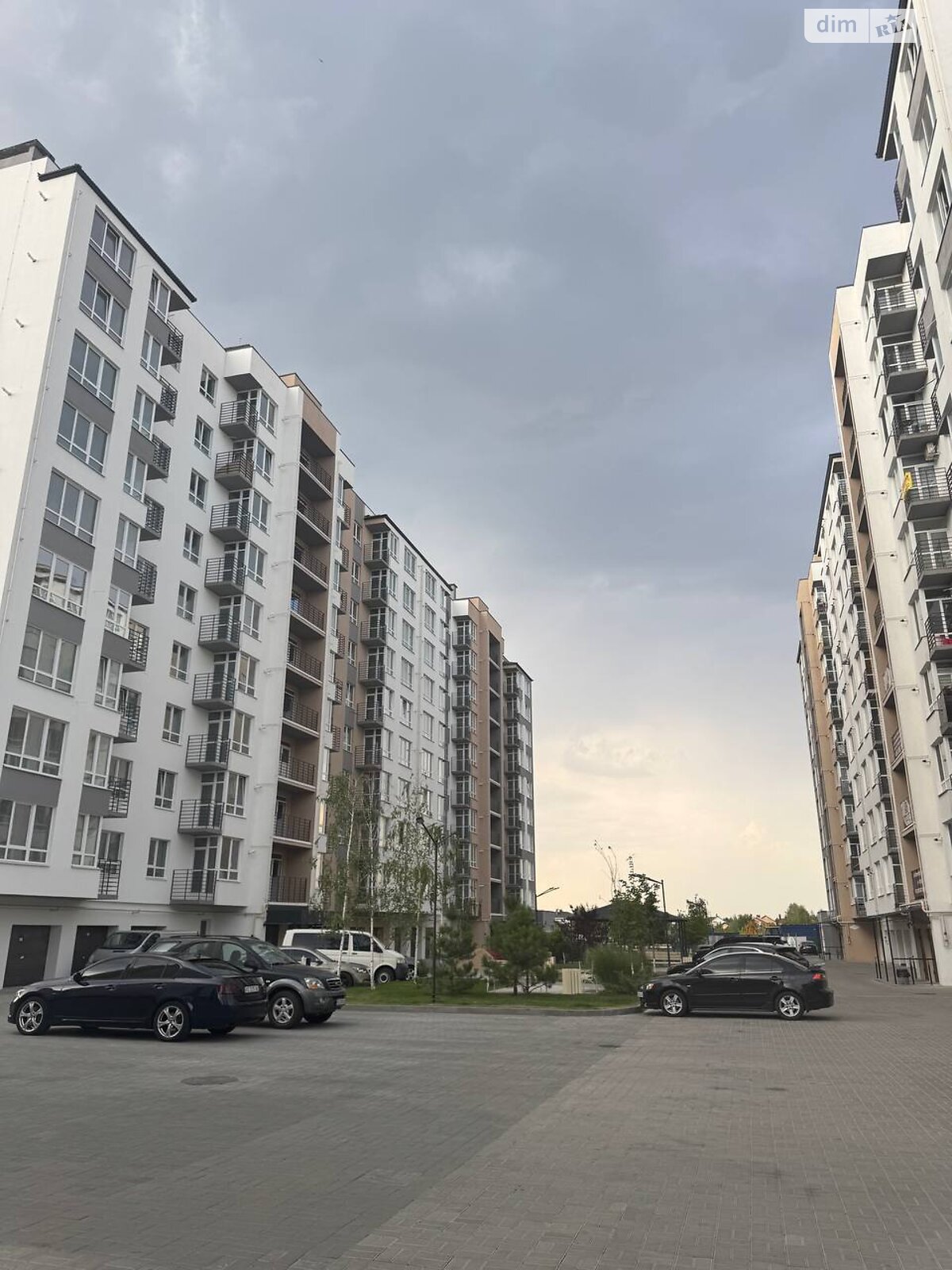 Продаж двокімнатної квартири в Слобожанському, на вул. Співдружності 7, фото 1 Продаж двокімнатної квартири в Слобожанському, на вул. Співдружності 7, фото 1