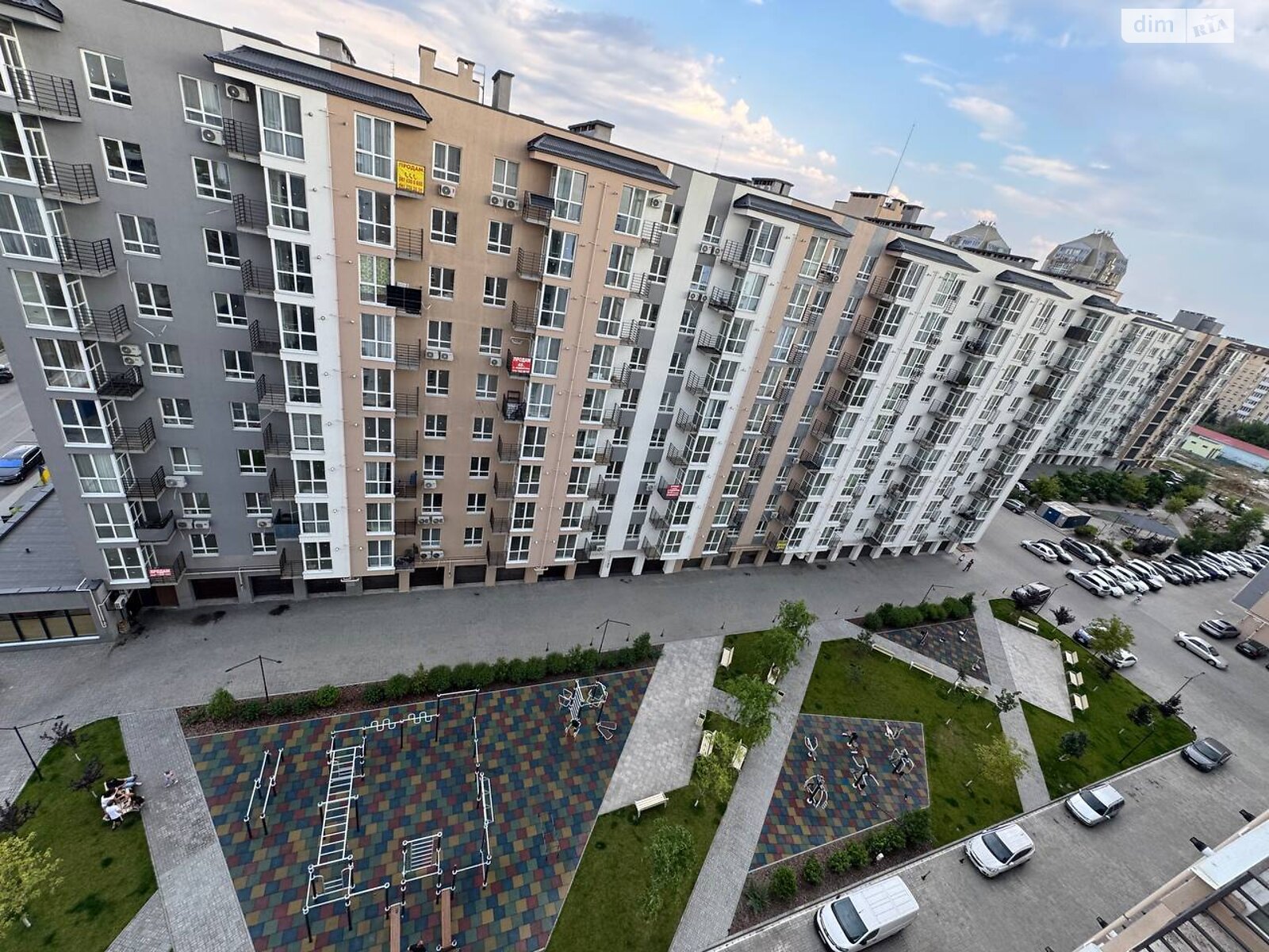 Продаж двокімнатної квартири в Слобожанському, на вул. Співдружності 7, фото 1 Продаж двокімнатної квартири в Слобожанському, на вул. Співдружності 7, фото 1