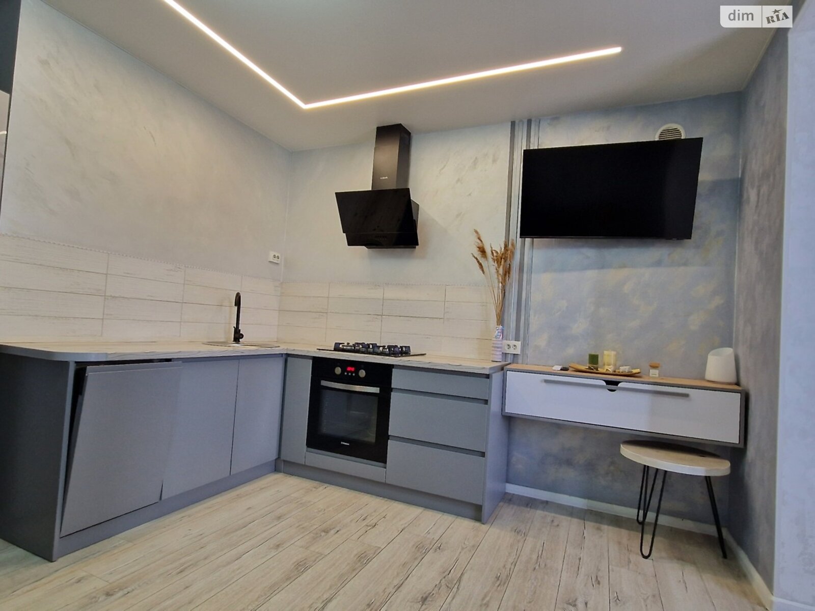 Продаж однокімнатної квартири в Слобожанському, на вул. Співдружності 1 корпус 2, фото 1 Продаж однокімнатної квартири в Слобожанському, на вул. Співдружності 1 корпус 2, фото 1