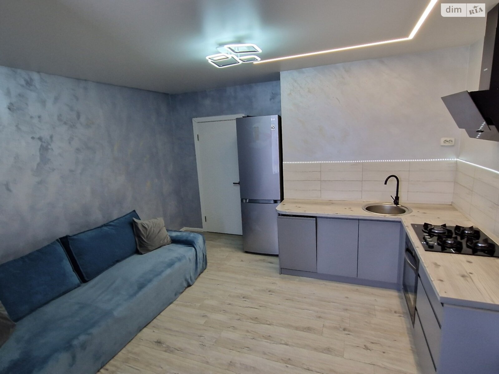 Продаж однокімнатної квартири в Слобожанському, на вул. Співдружності 1 корпус 2, фото 1 Продаж однокімнатної квартири в Слобожанському, на вул. Співдружності 1 корпус 2, фото 1