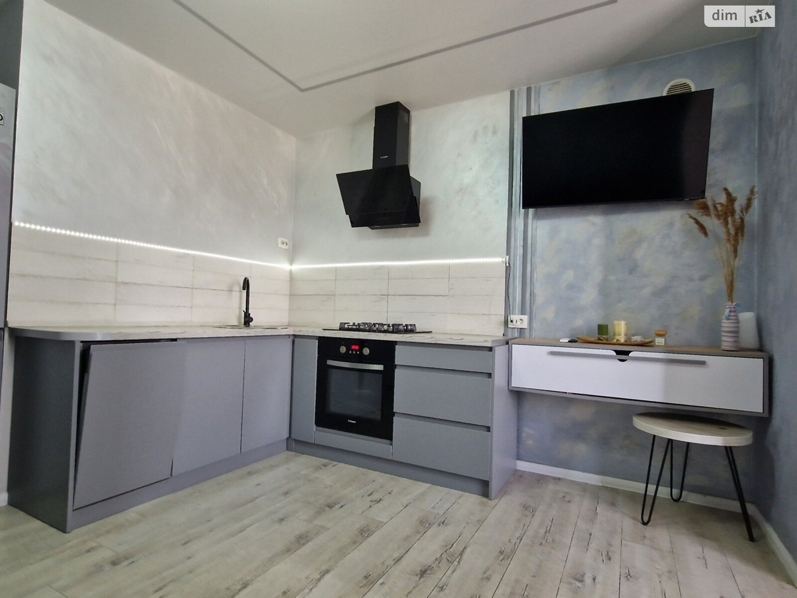 Продаж однокімнатної квартири в Слобожанському, на вул. Співдружності 1 корпус 2, фото 1 Продаж однокімнатної квартири в Слобожанському, на вул. Співдружності 1 корпус 2, фото 1