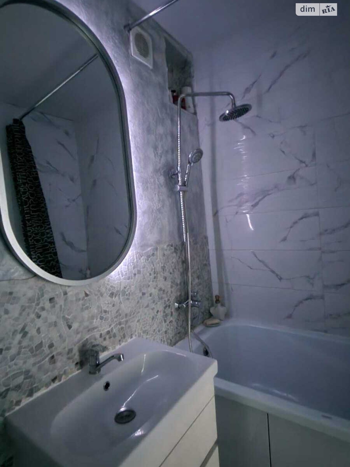 Продаж однокімнатної квартири в Слобожанському, на вул. Співдружності 1 корпус 2, фото 1 Продаж однокімнатної квартири в Слобожанському, на вул. Співдружності 1 корпус 2, фото 1