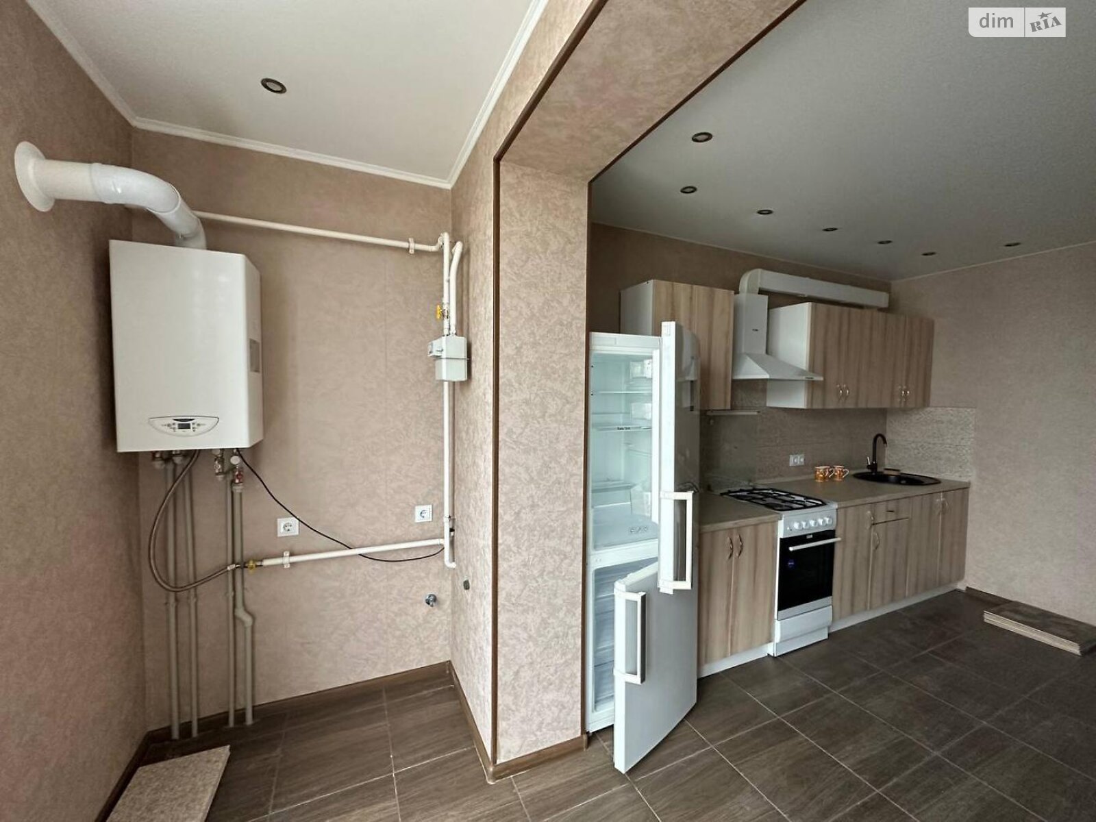 Продажа однокомнатной квартиры в Слобожанском, на ул. Содружества 1 корпус 1, фото 1