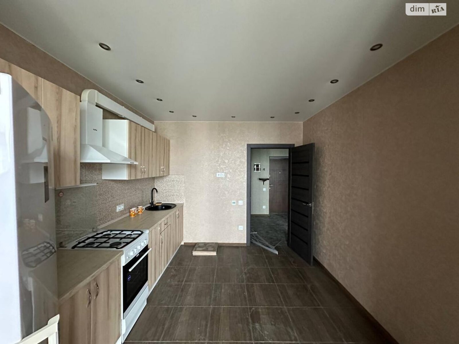 Продажа однокомнатной квартиры в Слобожанском, на ул. Содружества 1 корпус 1, фото 1