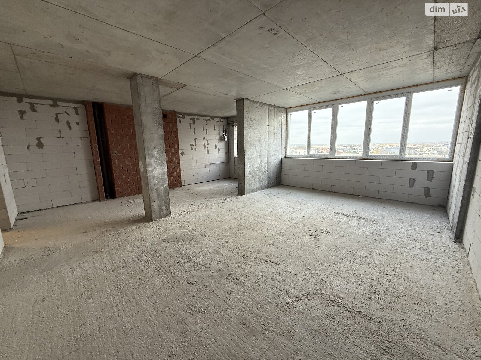 Продаж однокімнатної квартири в Слобожанському, на вул. Співдружності 10, фото 1 Продаж однокімнатної квартири в Слобожанському, на вул. Співдружності 10, фото 1