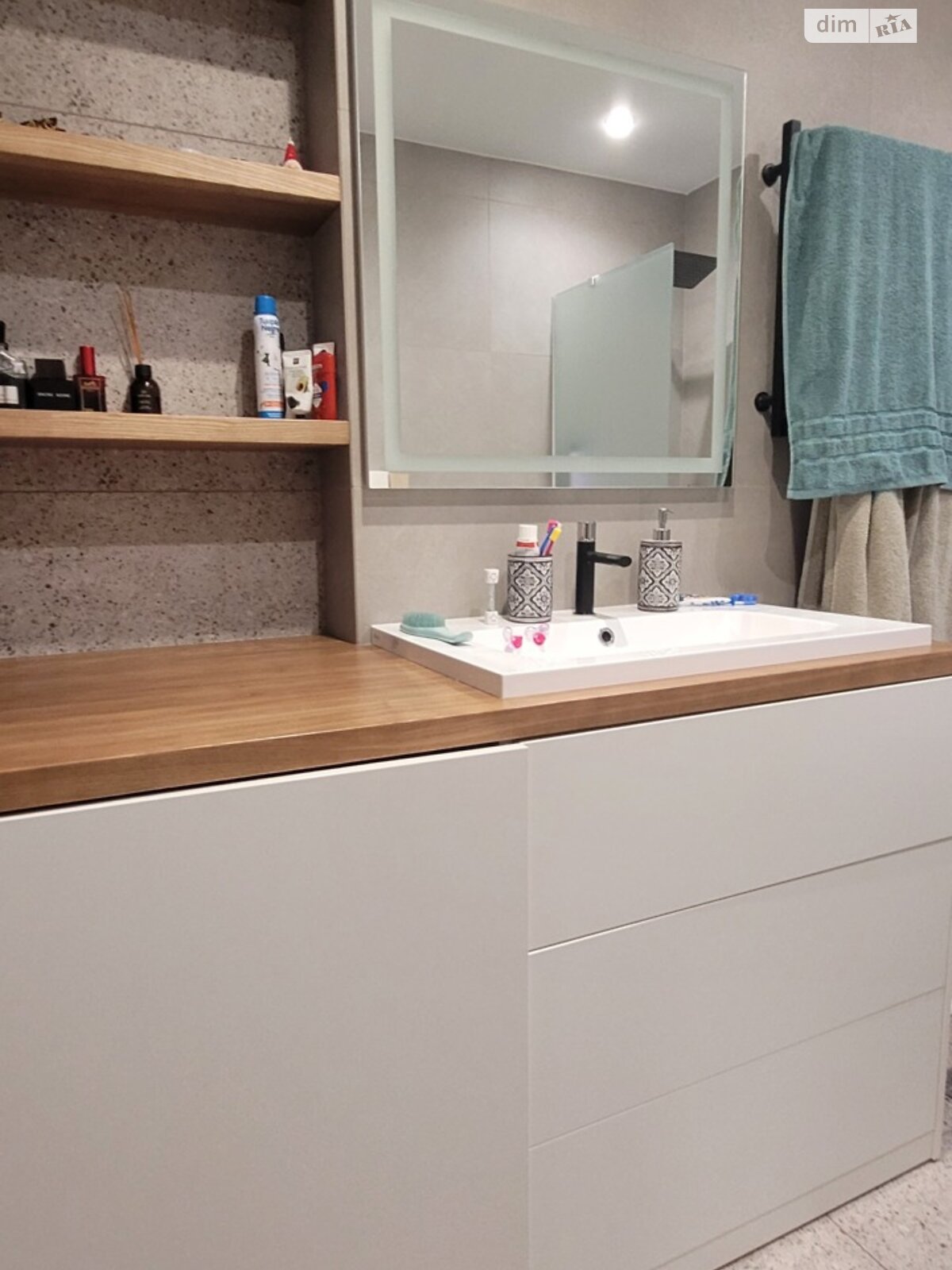 Продажа двухкомнатной квартиры в Слобожанском, на ул. Спортивная 1, фото 1 Продажа двухкомнатной квартиры в Слобожанском, на ул. Спортивная 1, фото 1