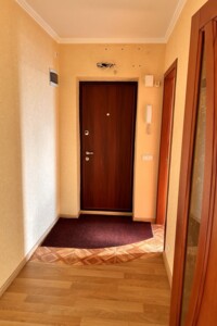 Продаж трикімнатної квартири в Слобожанському, на вул. Теплична 33, фото 2