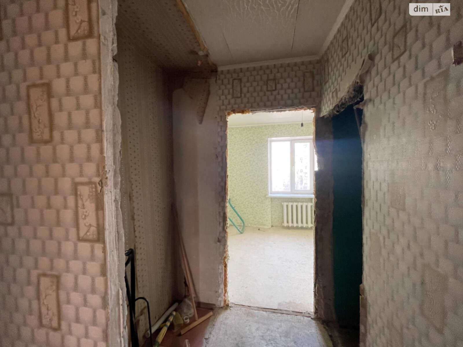 Продаж чотирикімнатної квартири в Слобожанському, на вул. Теплична 31, фото 1 Продаж чотирикімнатної квартири в Слобожанському, на вул. Теплична 31, фото 1