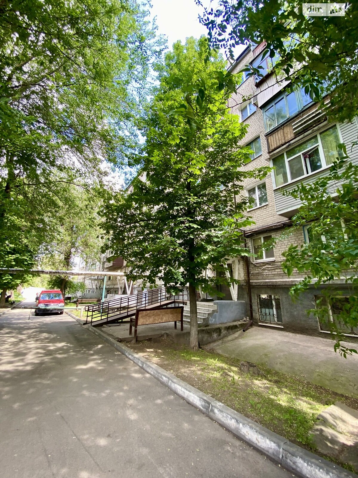 Продажа двухкомнатной квартиры в Слобожанском, на ул. Василия Сухомлинского, фото 1 Продажа двухкомнатной квартиры в Слобожанском, на ул. Василия Сухомлинского, фото 1