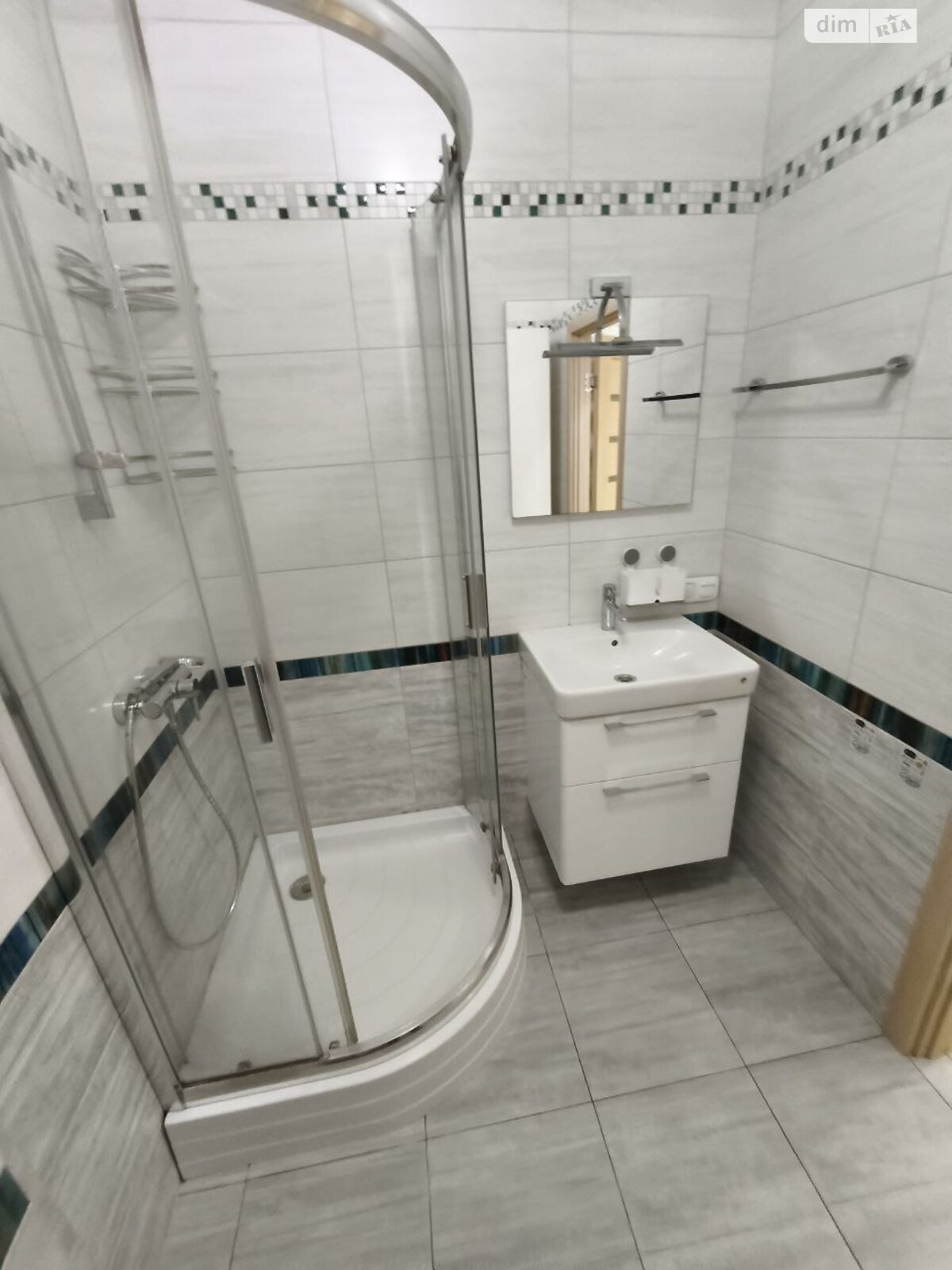 Продажа трехкомнатной квартиры в Слобожанском, на ул. Владимирская 1 корпус 4, кв. 43, фото 1