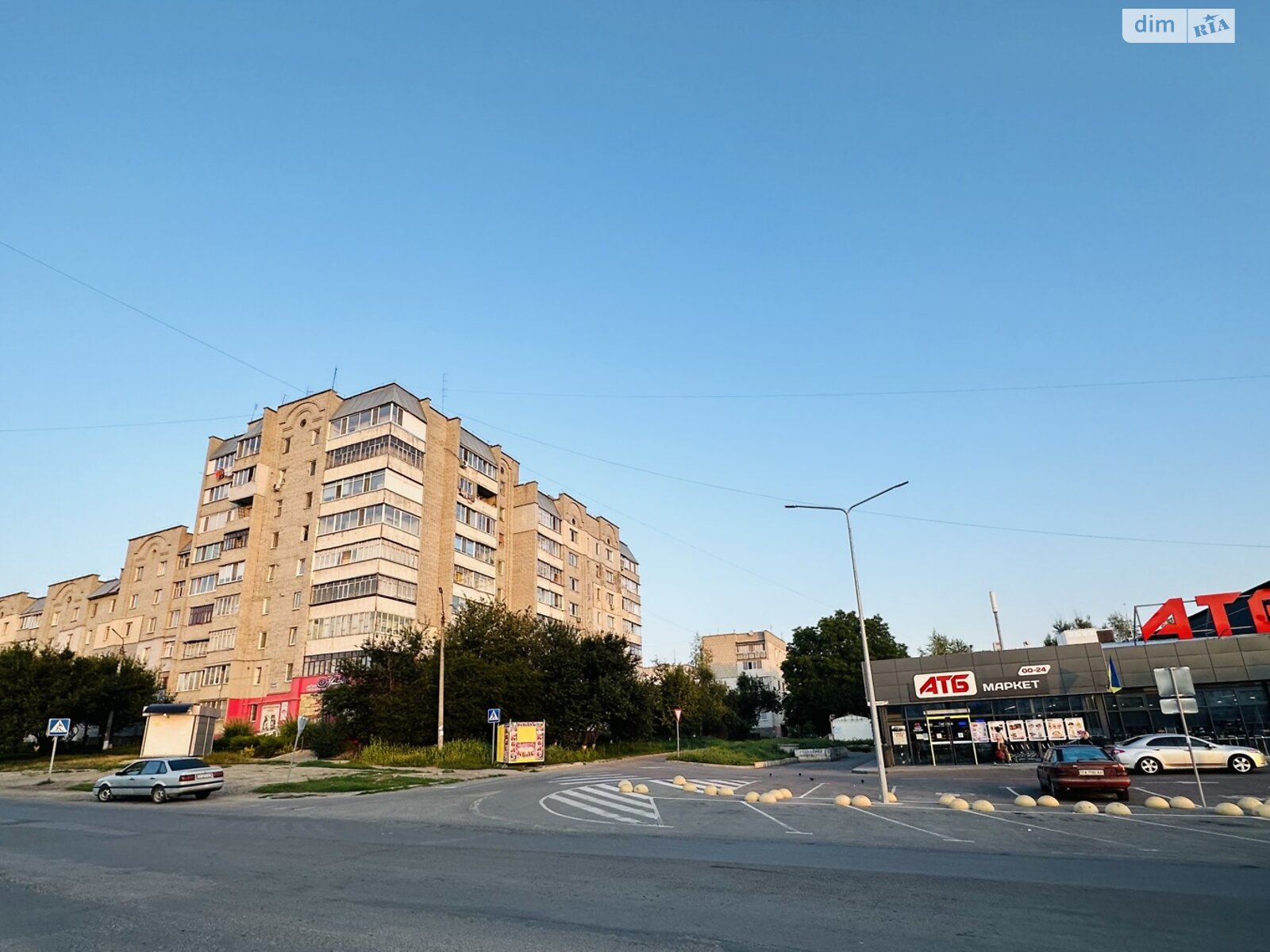 Продажа трехкомнатной квартиры в Смеле, на ул. Богдана Хмельницкого 60, фото 1