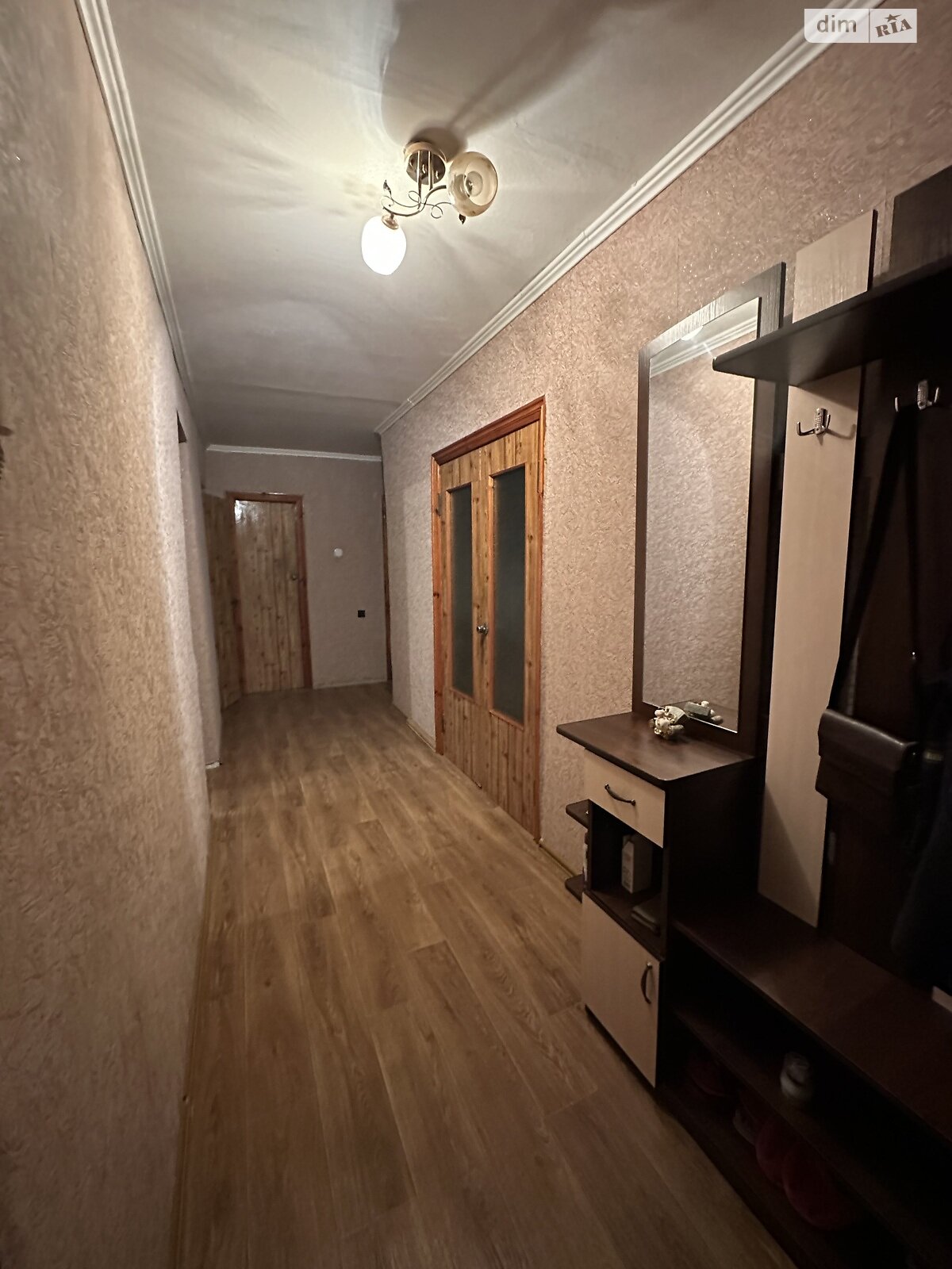 Продаж трикімнатної квартири в Смілі, на вул. Богдана Хмельницького 60, фото 1