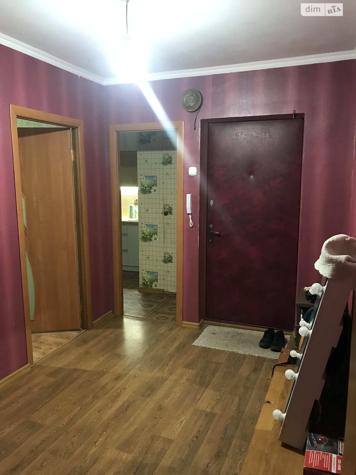 Продаж трикімнатної квартири в Смілі, на вул. Богдана Хмельницького 51, кв. 180, район Сміла фото 1 Продаж трикімнатної квартири в Смілі, на вул. Богдана Хмельницького 51, кв. 180, район Сміла фото 1