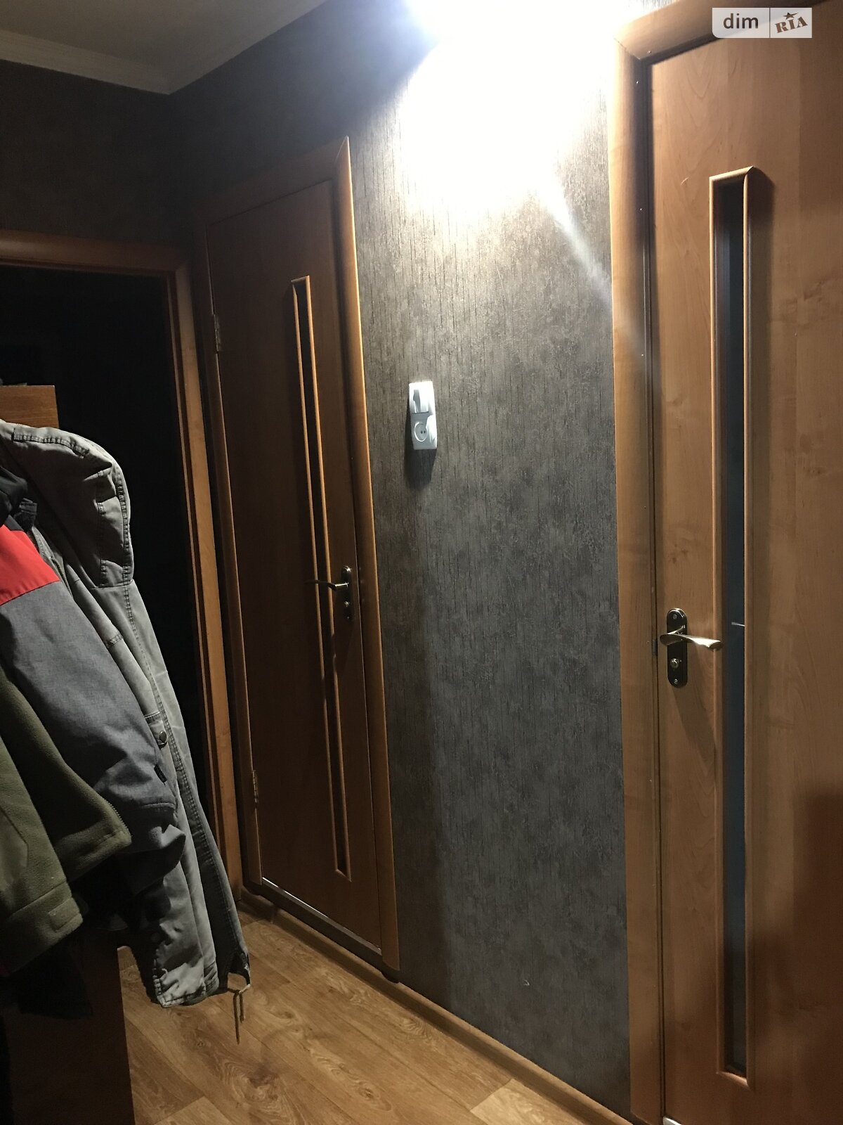 Продаж трикімнатної квартири в Смілі, на вул. Богдана Хмельницького 51, кв. 180, район Сміла фото 1 Продаж трикімнатної квартири в Смілі, на вул. Богдана Хмельницького 51, кв. 180, район Сміла фото 1