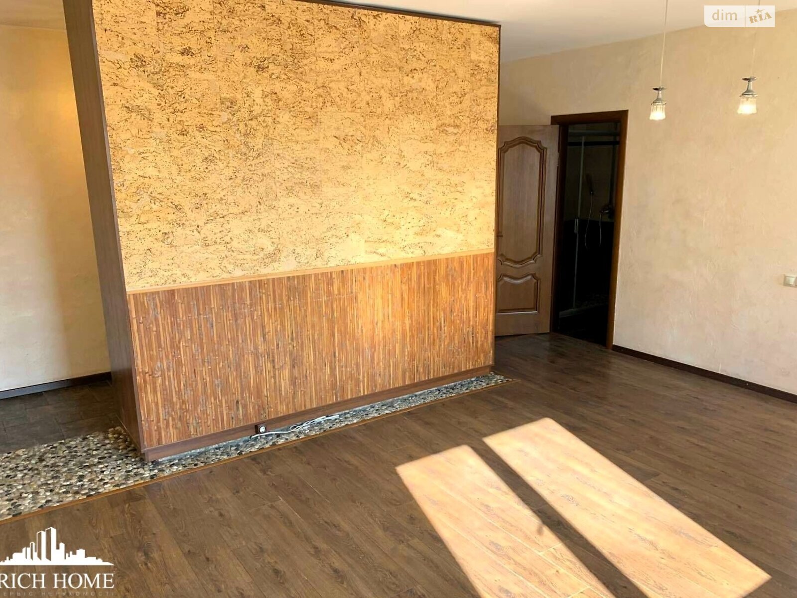 Продаж трикімнатної квартири в Софіївській Борщагівці, на вул. Академіка Амосова 6, фото 1