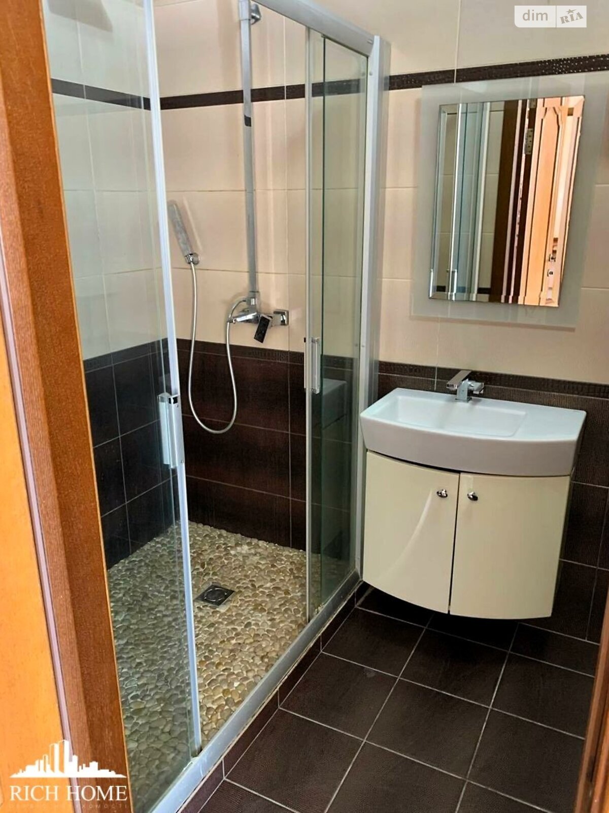 Продаж трикімнатної квартири в Софіївській Борщагівці, на вул. Академіка Амосова 6, фото 1