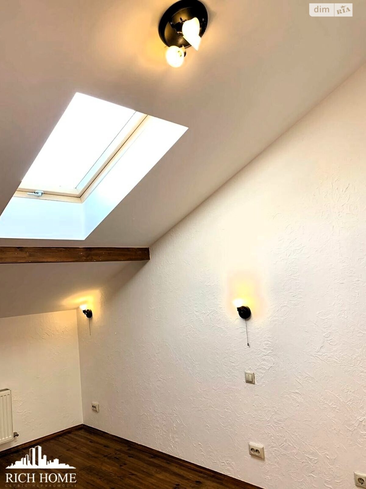 Продаж трикімнатної квартири в Софіївській Борщагівці, на вул. Академіка Амосова 6, фото 1