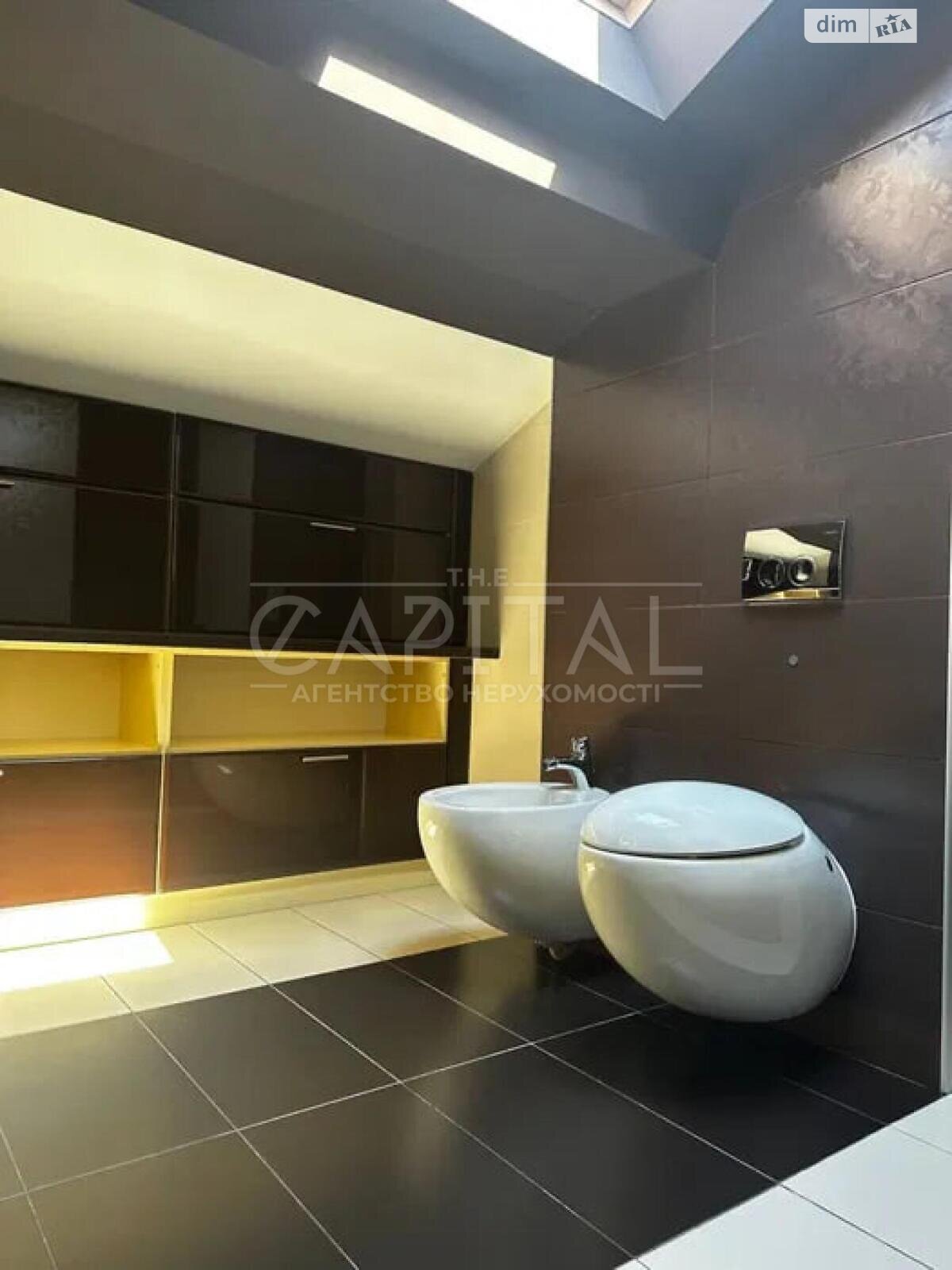 Продаж трикімнатної квартири в Софіївській Борщагівці, на вул. Академіка Амосова 6, фото 1