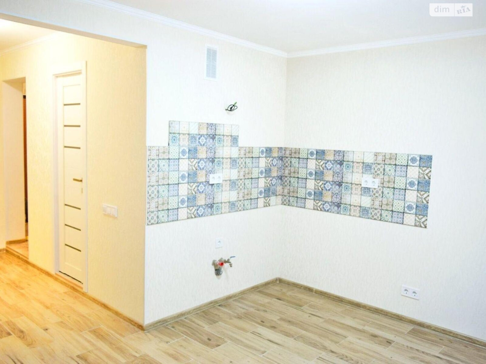 Продажа однокомнатной квартиры в Софиевской Борщаговке, на ул. Академика Шалимова 82, фото 1