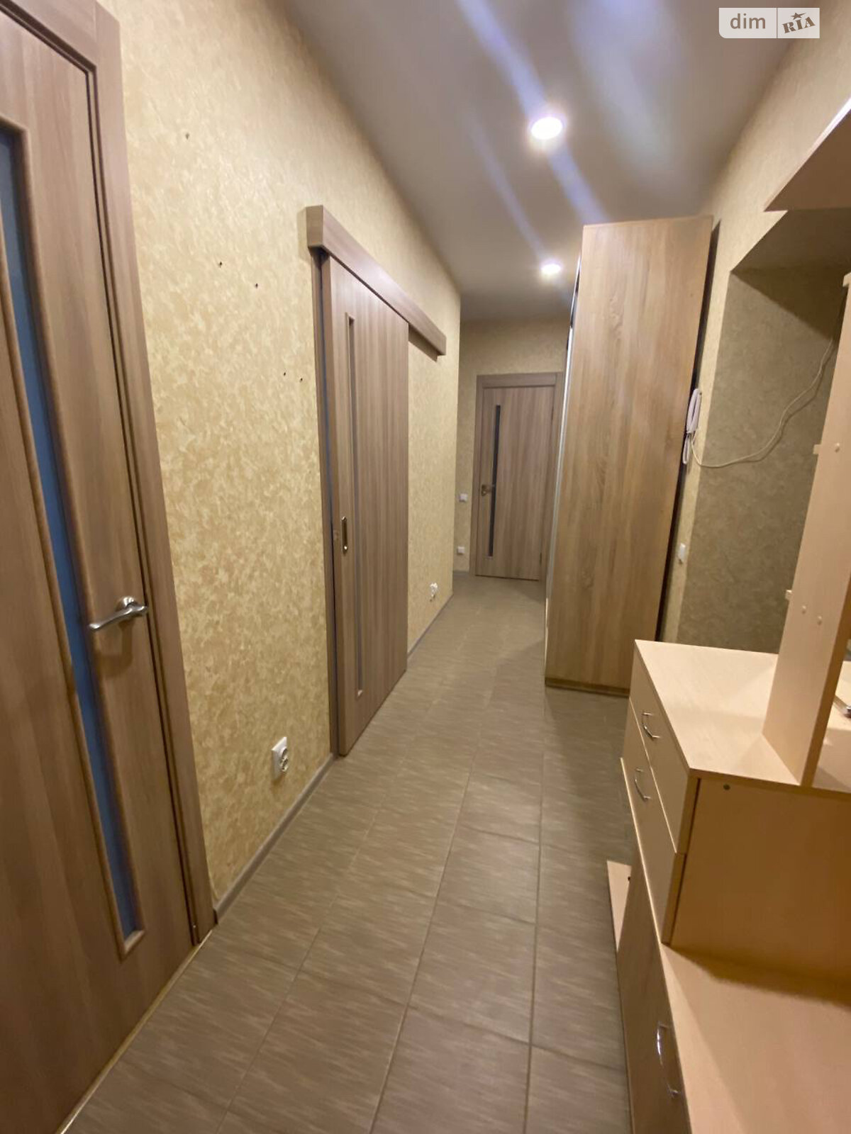 Продажа двухкомнатной квартиры в Софиевской Борщаговке, на ул. Академика Шалимова 69Б, фото 1 Продажа двухкомнатной квартиры в Софиевской Борщаговке, на ул. Академика Шалимова 69Б, фото 1
