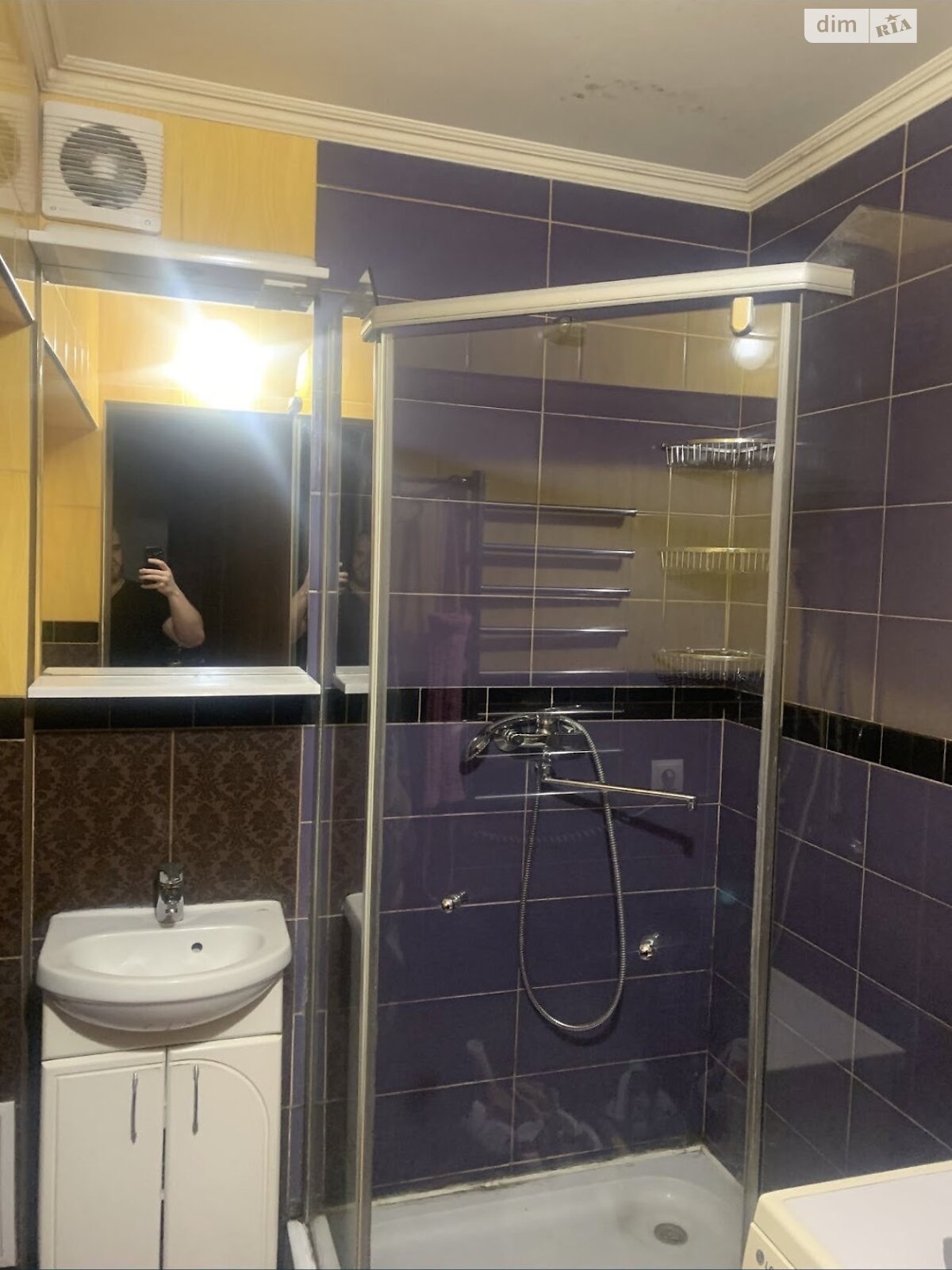 Продаж двокімнатної квартири в Софіївській Борщагівці, на вул. Оксамитова 1Б, фото 1 Продаж двокімнатної квартири в Софіївській Борщагівці, на вул. Оксамитова 1Б, фото 1