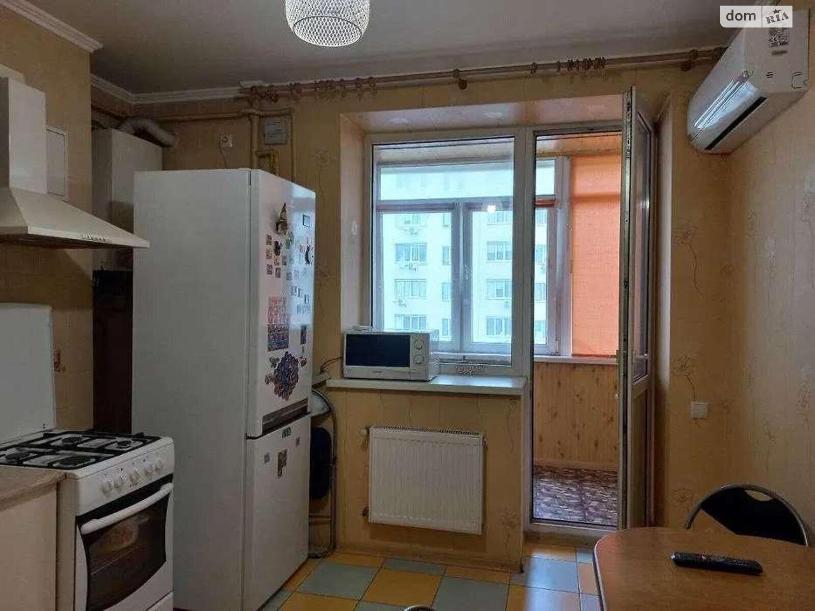 Продажа двухкомнатной квартиры в Софиевской Борщаговке, на ул. Боголюбова 4, фото 1