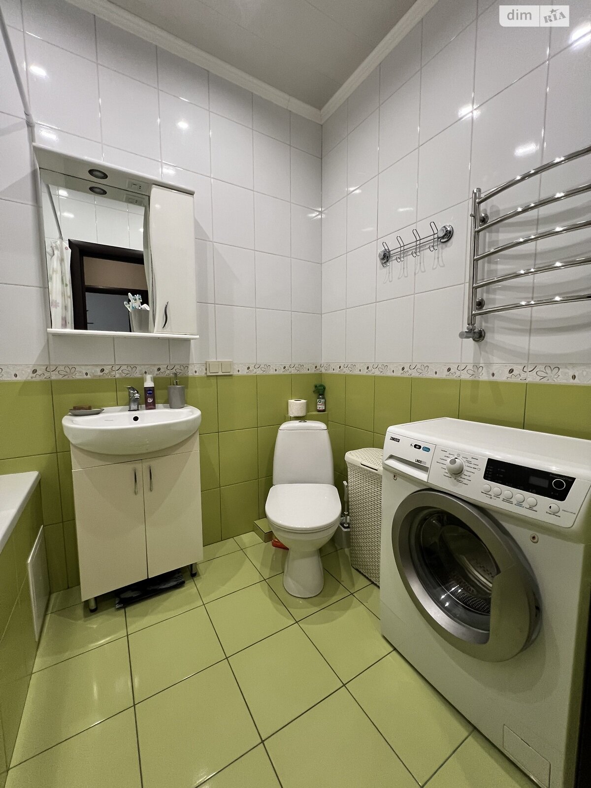 Продажа однокомнатной квартиры в Софиевской Борщаговке, на ул. Боголюбова 8, фото 1 Продажа однокомнатной квартиры в Софиевской Борщаговке, на ул. Боголюбова 8, фото 1