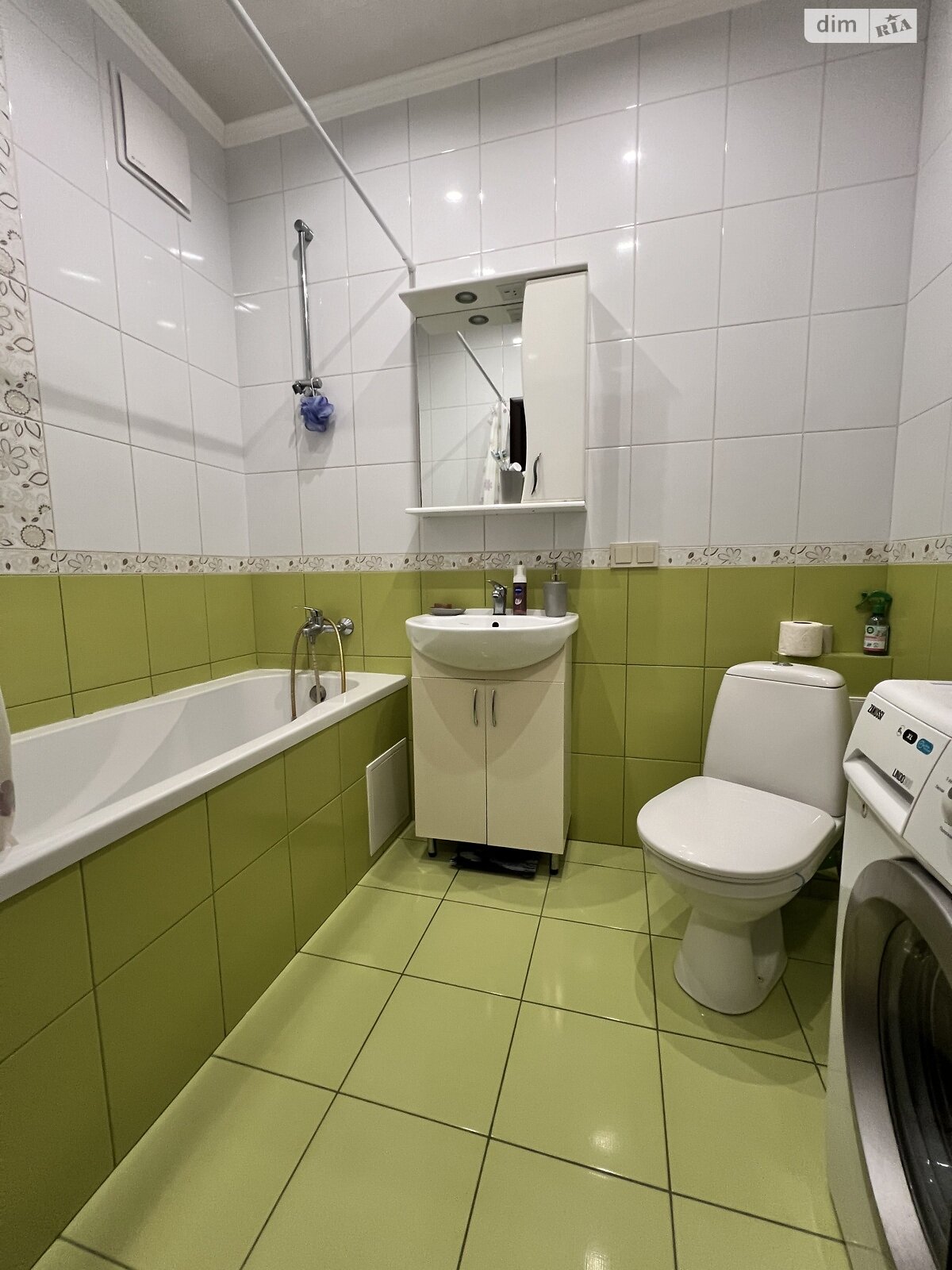 Продажа однокомнатной квартиры в Софиевской Борщаговке, на ул. Боголюбова 8, фото 1 Продажа однокомнатной квартиры в Софиевской Борщаговке, на ул. Боголюбова 8, фото 1