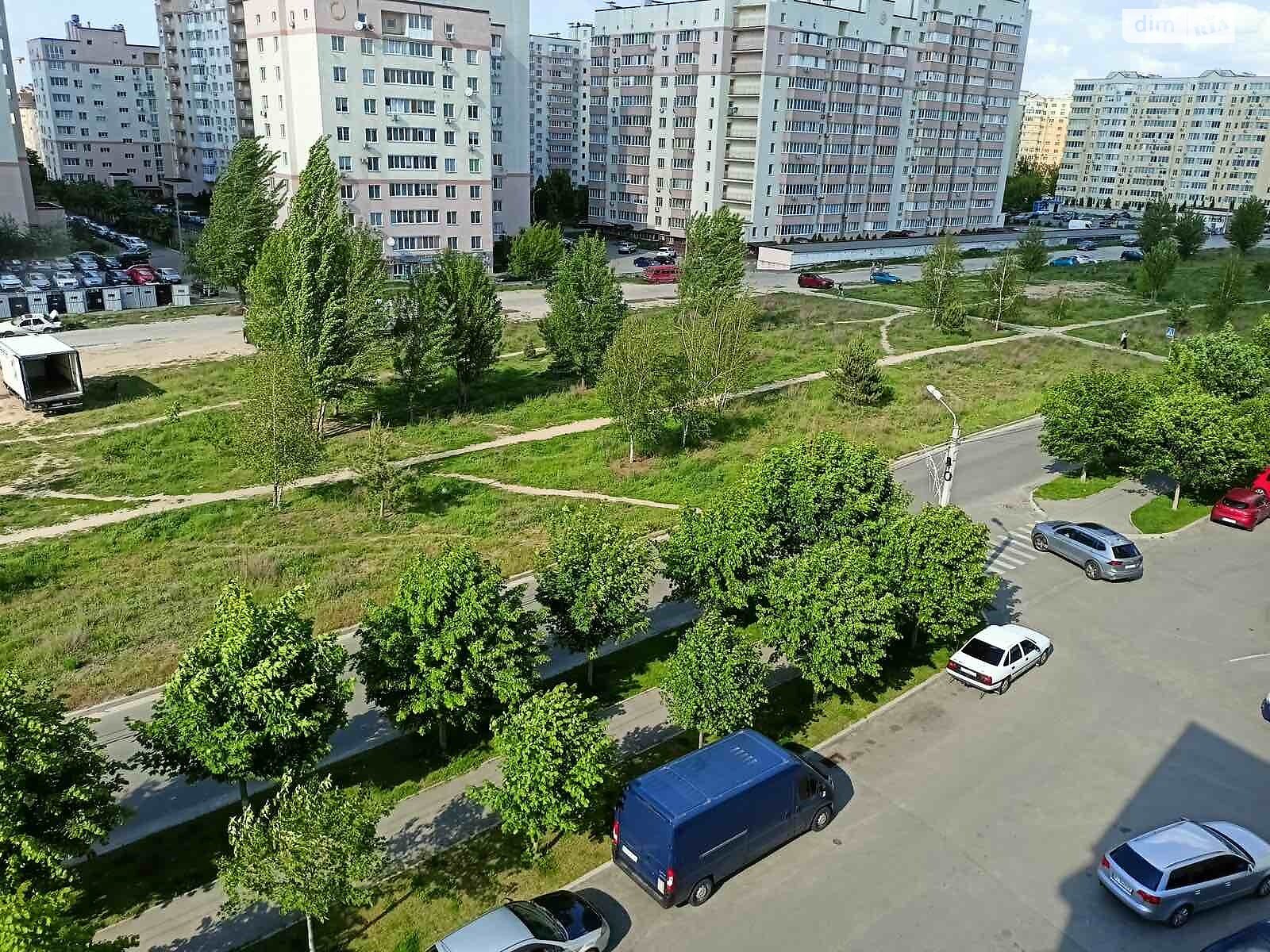 Продажа двухкомнатной квартиры в Софиевской Борщаговке, на ул. Боголюбова 1, фото 1 Продажа двухкомнатной квартиры в Софиевской Борщаговке, на ул. Боголюбова 1, фото 1