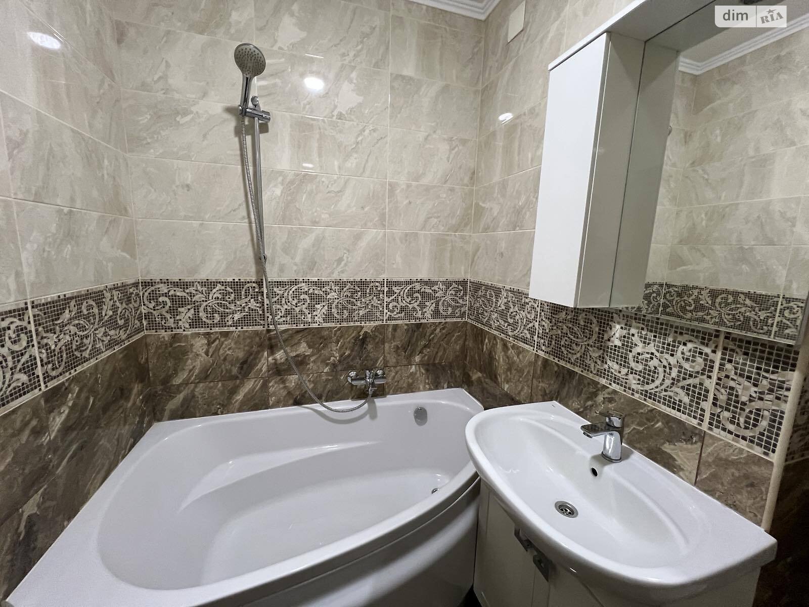 Продажа однокомнатной квартиры в Софиевской Борщаговке, на ул. Боголюбова 33, фото 1