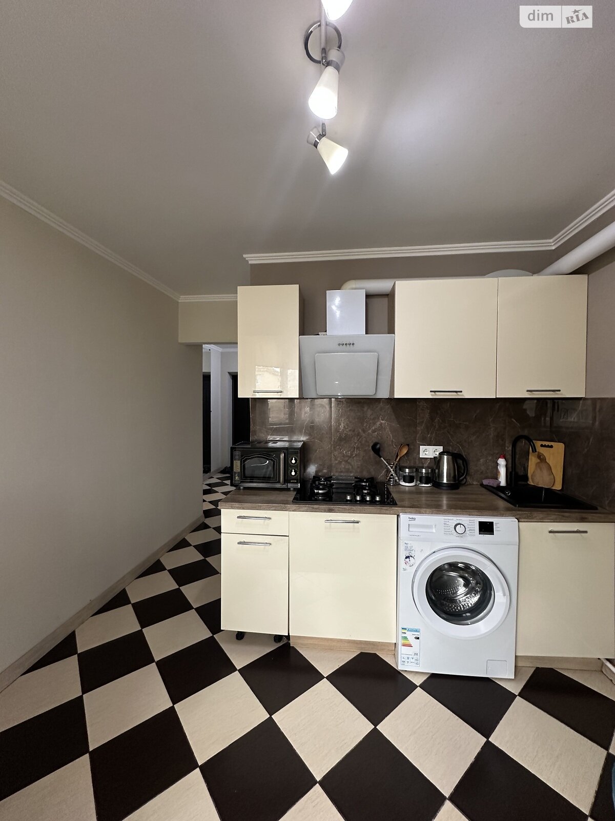 Продажа однокомнатной квартиры в Софиевской Борщаговке, на ул. Боголюбова 20, фото 1 Продажа однокомнатной квартиры в Софиевской Борщаговке, на ул. Боголюбова 20, фото 1