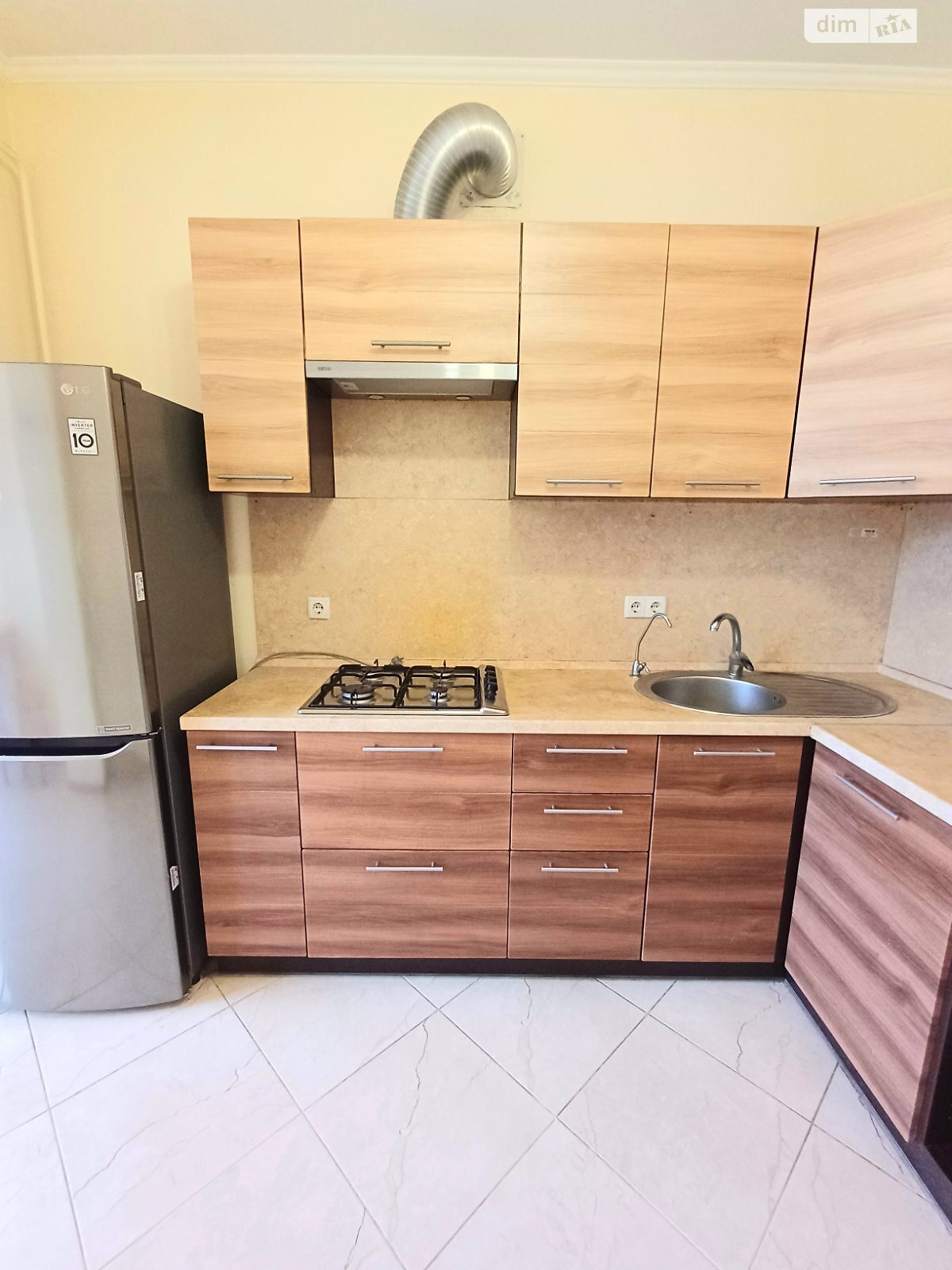 Продажа однокомнатной квартиры в Софиевской Борщаговке, на ул. Братская 12, фото 1 Продажа однокомнатной квартиры в Софиевской Борщаговке, на ул. Братская 12, фото 1
