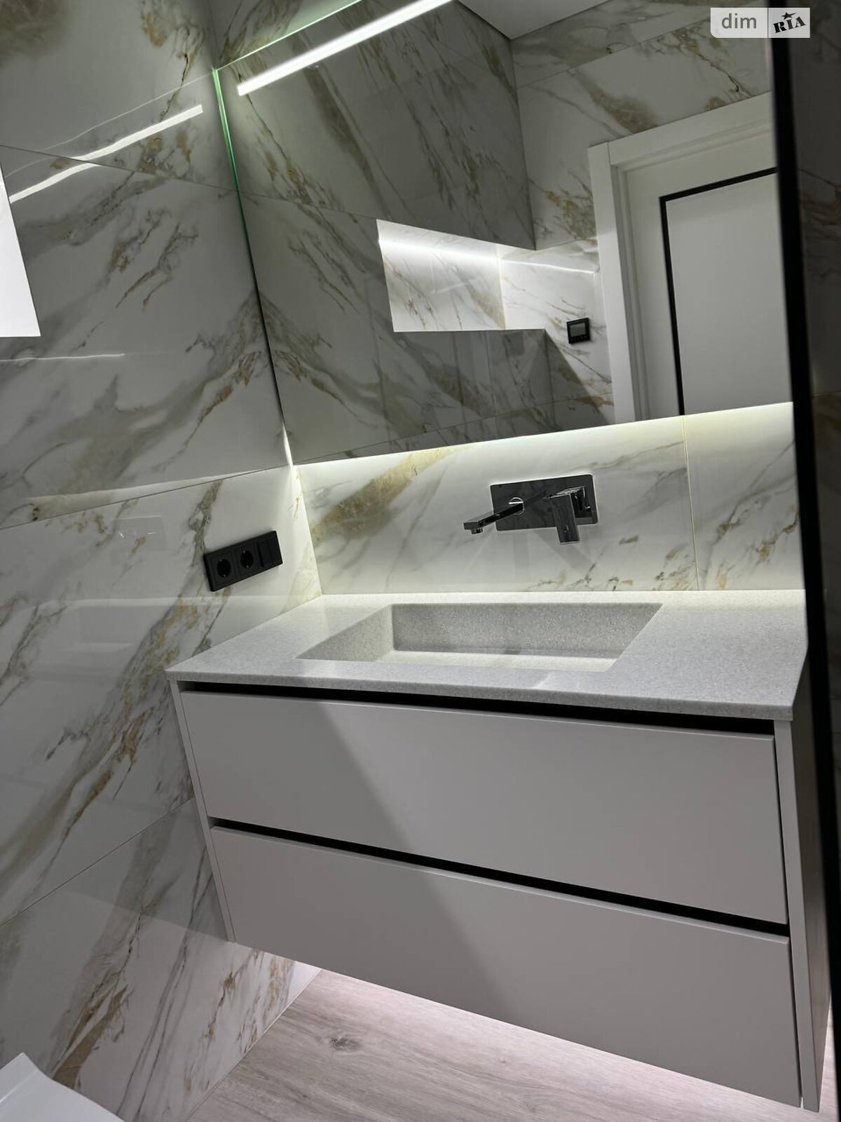 Продажа двухкомнатной квартиры в Софиевской Борщаговке, на ул. Фруктовая 26, фото 1 Продажа двухкомнатной квартиры в Софиевской Борщаговке, на ул. Фруктовая 26, фото 1