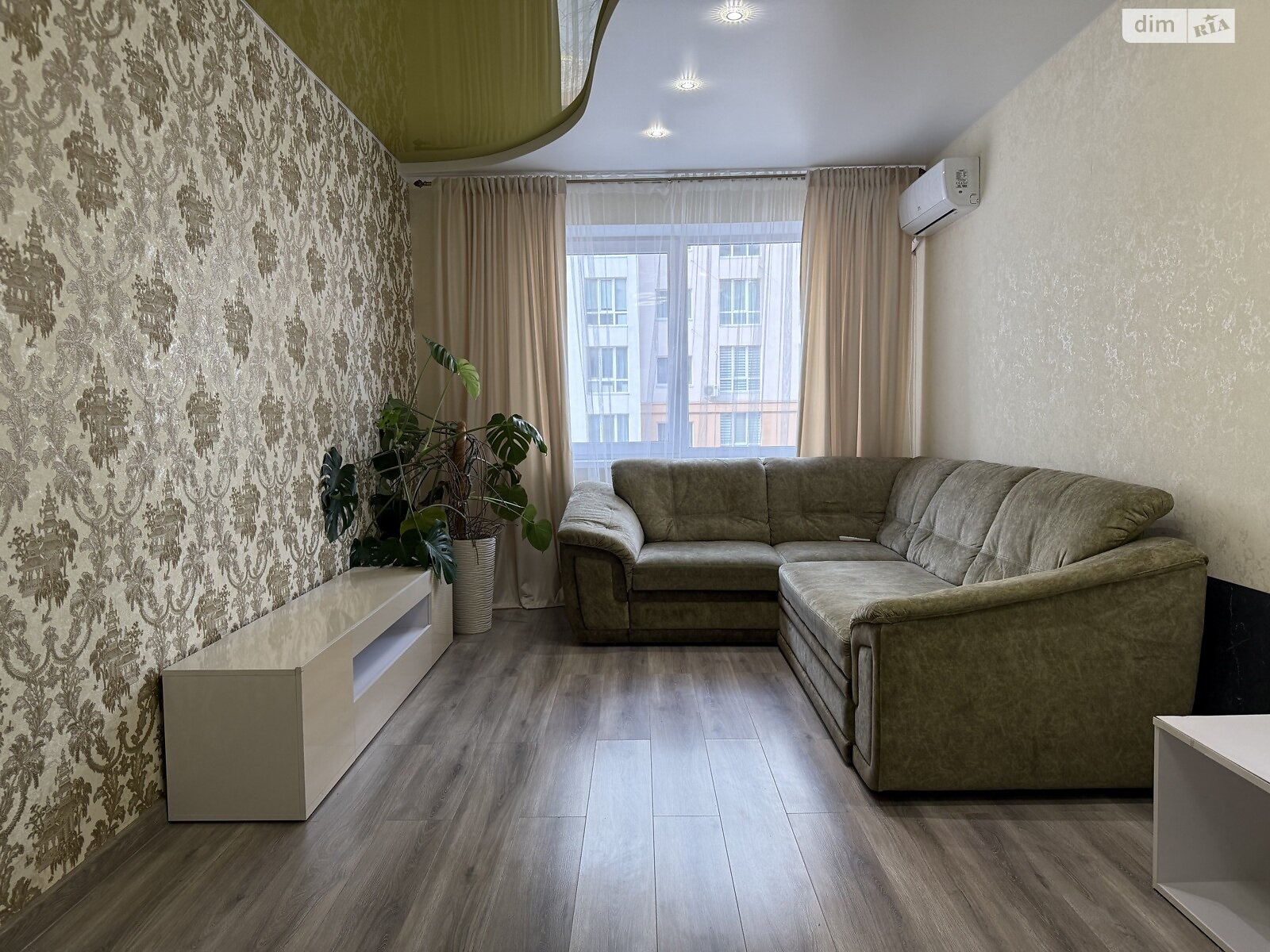 Продаж трикімнатної квартири в Софіївській Борщагівці, на просп. Героїв Небесної Сотні 34/1, фото 1 Продаж трикімнатної квартири в Софіївській Борщагівці, на просп. Героїв Небесної Сотні 34/1, фото 1